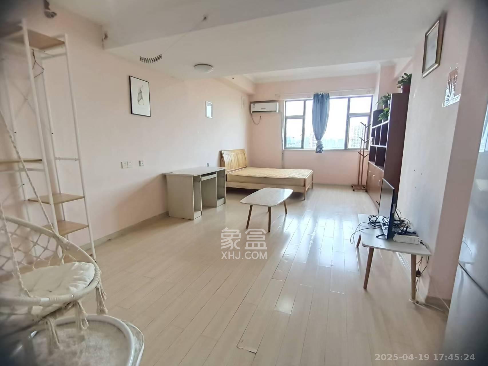 昊天大厦 1室1厅1卫 1800.0元/月 昊天大厦 1室1厅1卫 1800.0元/月室内图