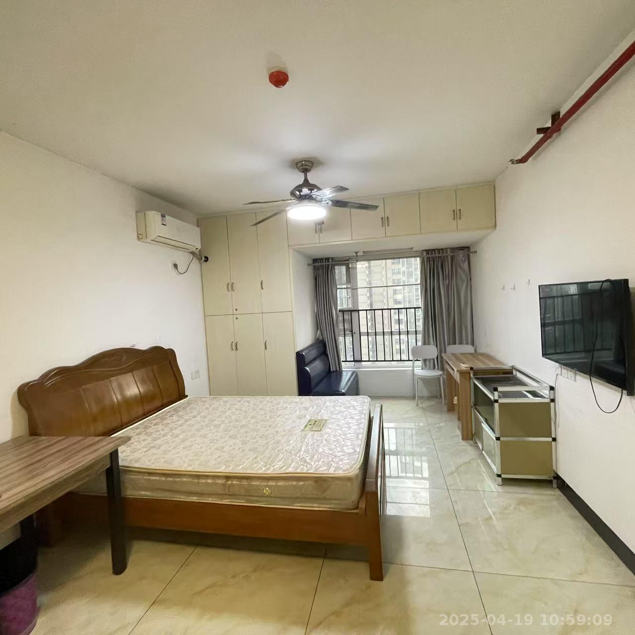 美的城三期 1室1厅1卫 1000.00元/月 美的城三期 1室1厅1卫 1000.00元/月室内图