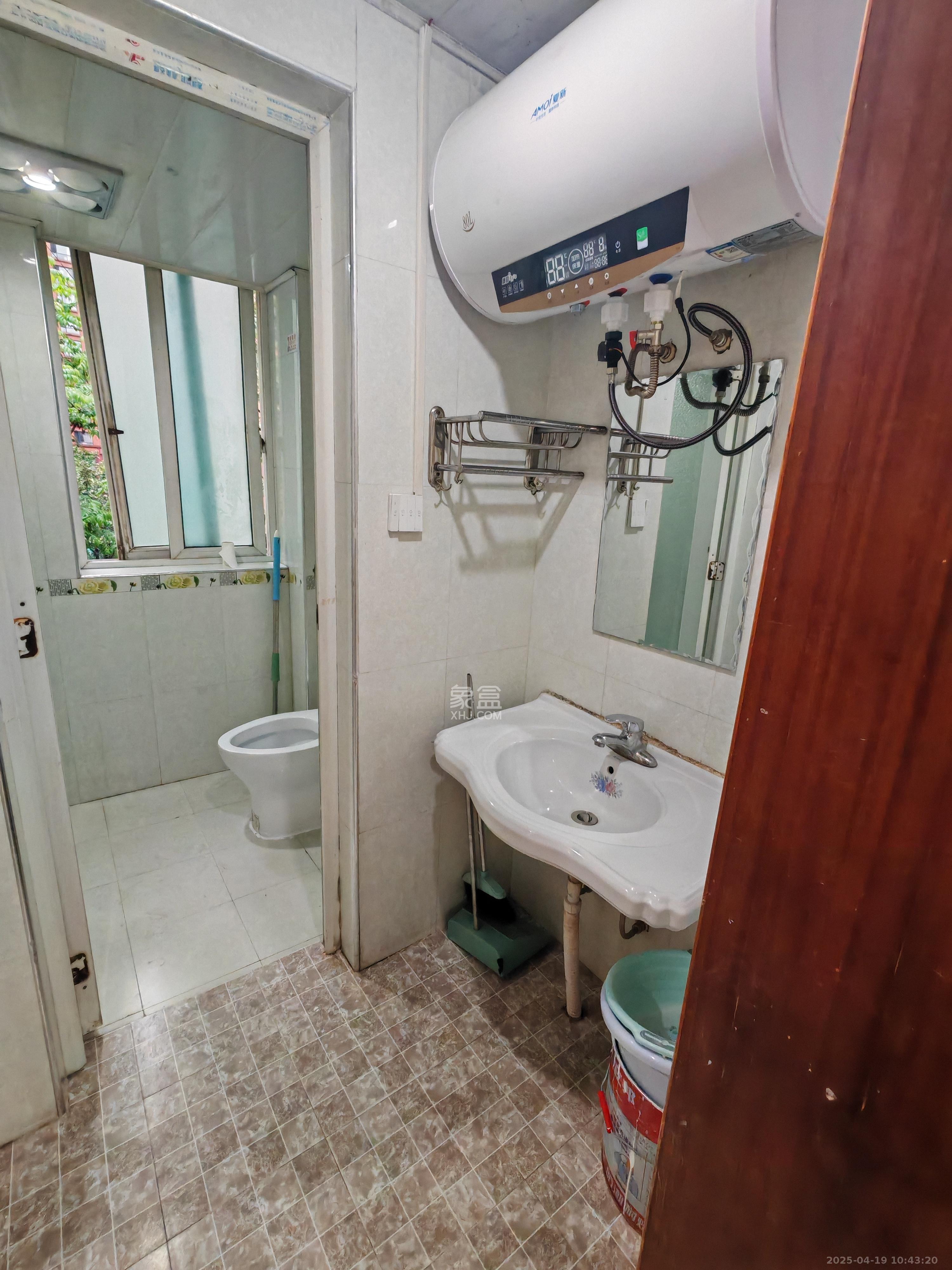 桔洲新苑(桔洲印象) 3室2厅1卫 1800.0元/月 桔洲新苑(桔洲印象) 3室2厅1卫 1800.0元/月室内图