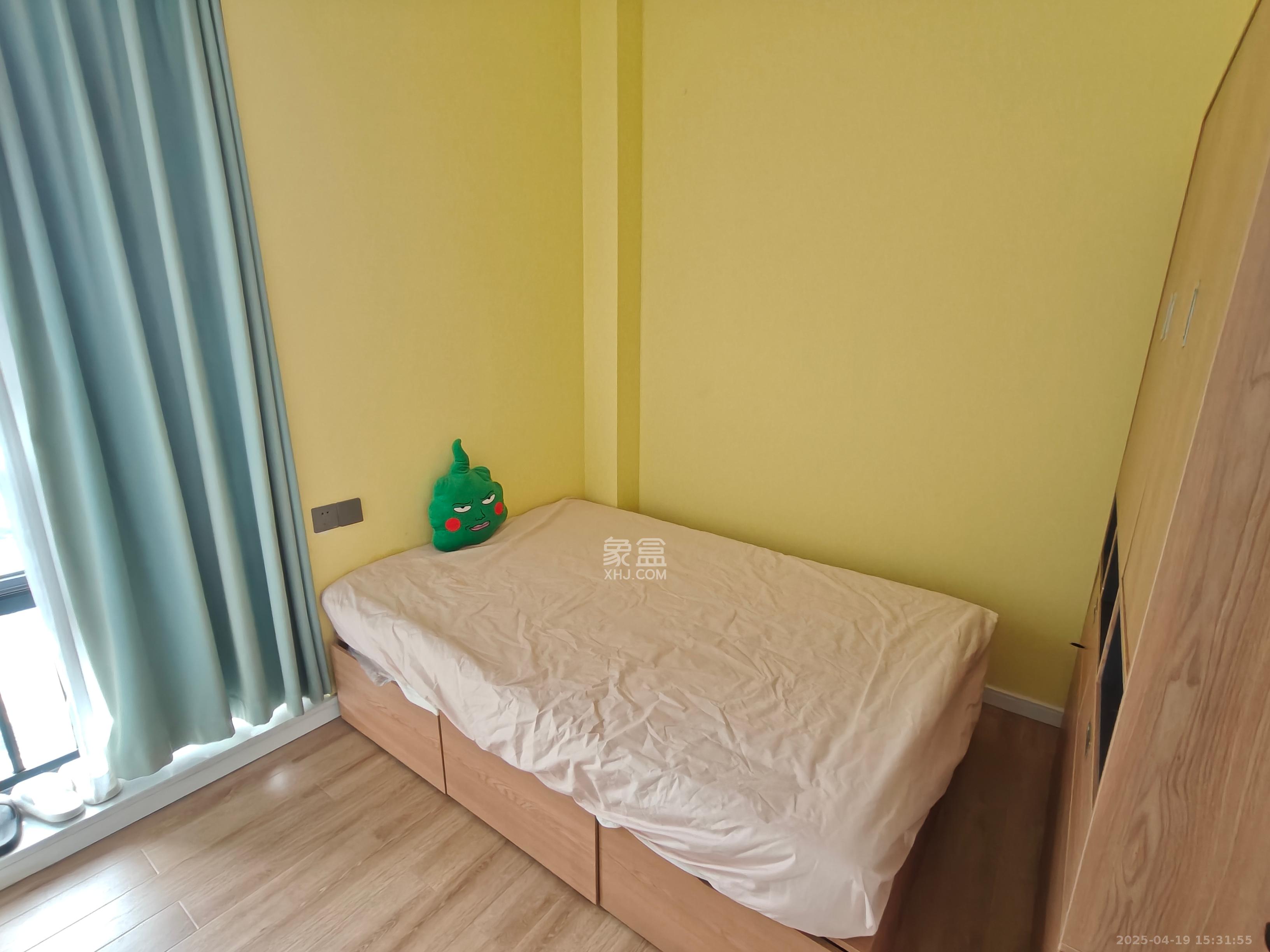 江南華府  2室1廳1衛(wèi)   2700.00元/月室內(nèi)圖