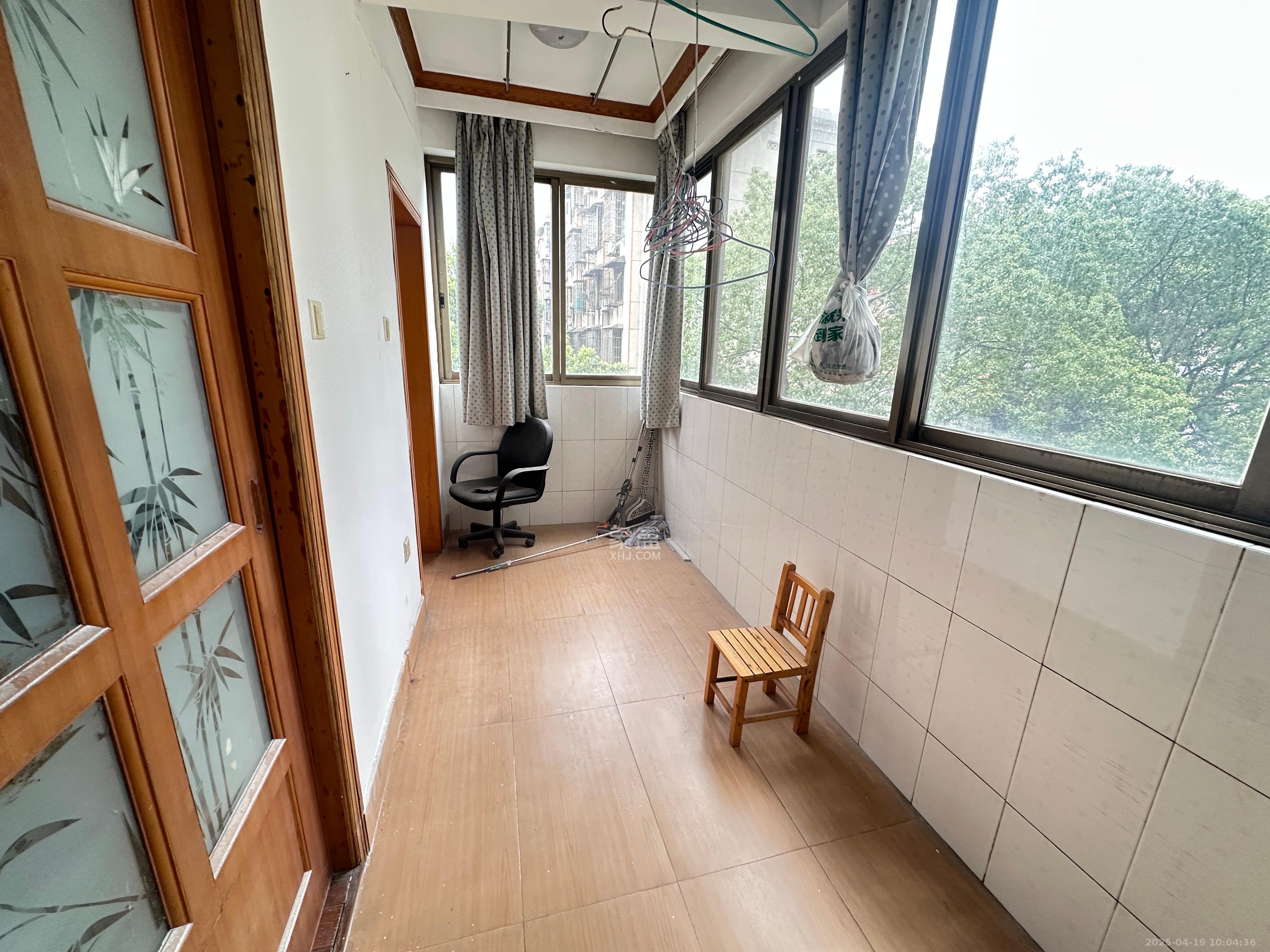 人保财产湖南分公司宿舍  3室2厅2卫   3300.00元/月室内图
