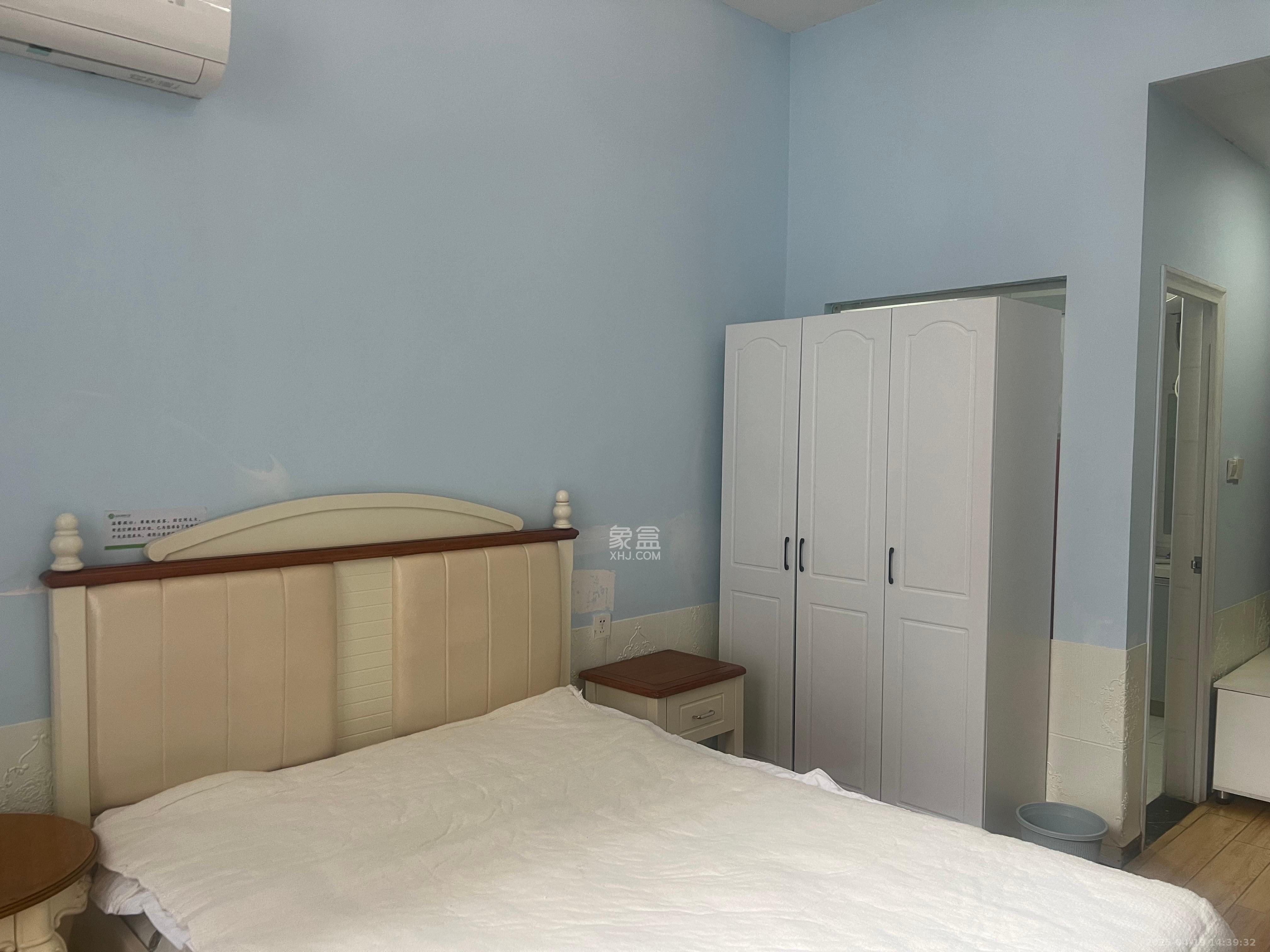 华侨假日中心(晟华苑) 1室1厅1卫 1500.0元/月 华侨假日中心(晟华苑) 1室1厅1卫 1500.0元/月室内图