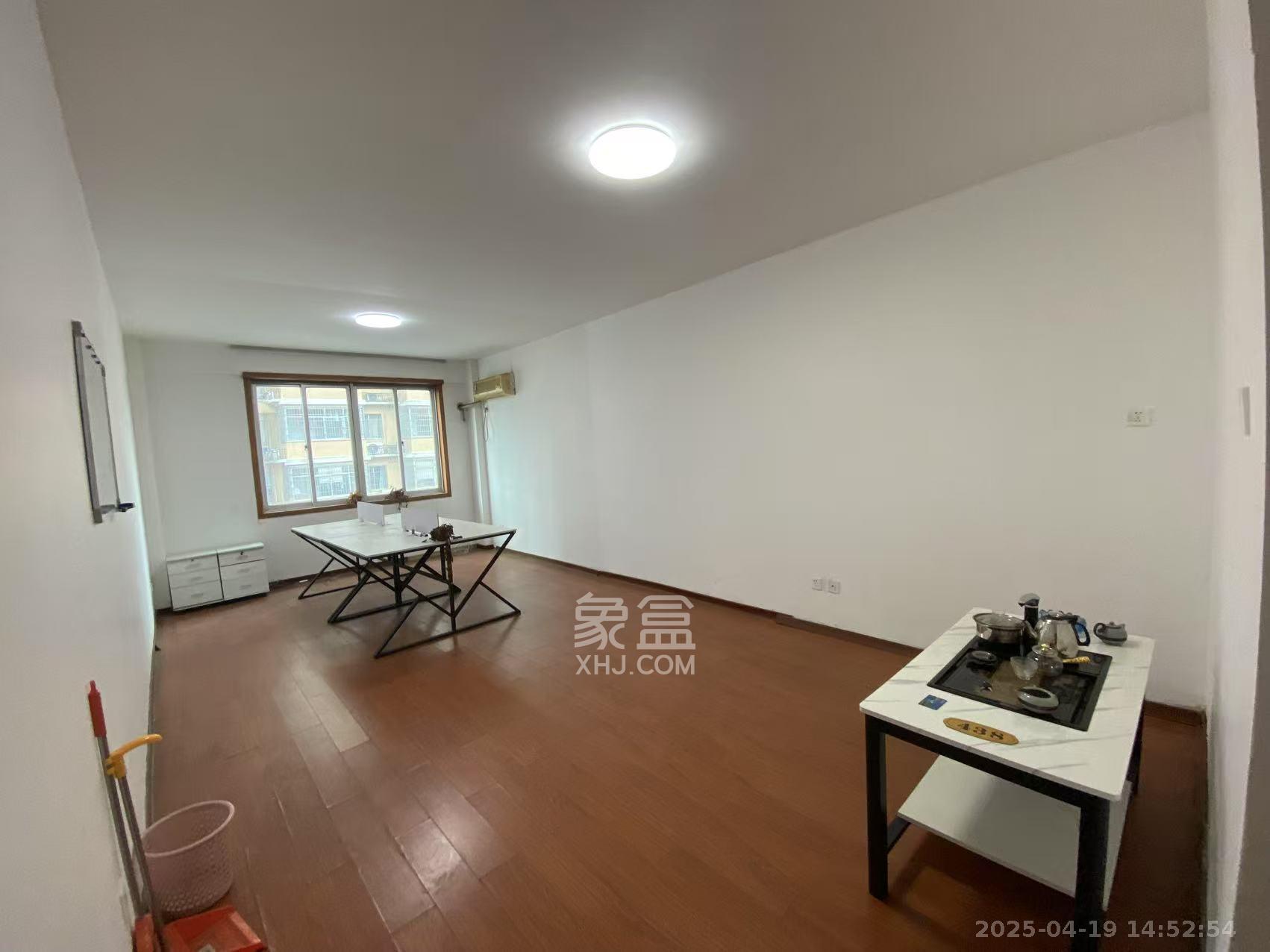 泰禹公馆  1室1厅1卫    1000.0元/月 泰禹公馆  1室1厅1卫    1000.0元/月