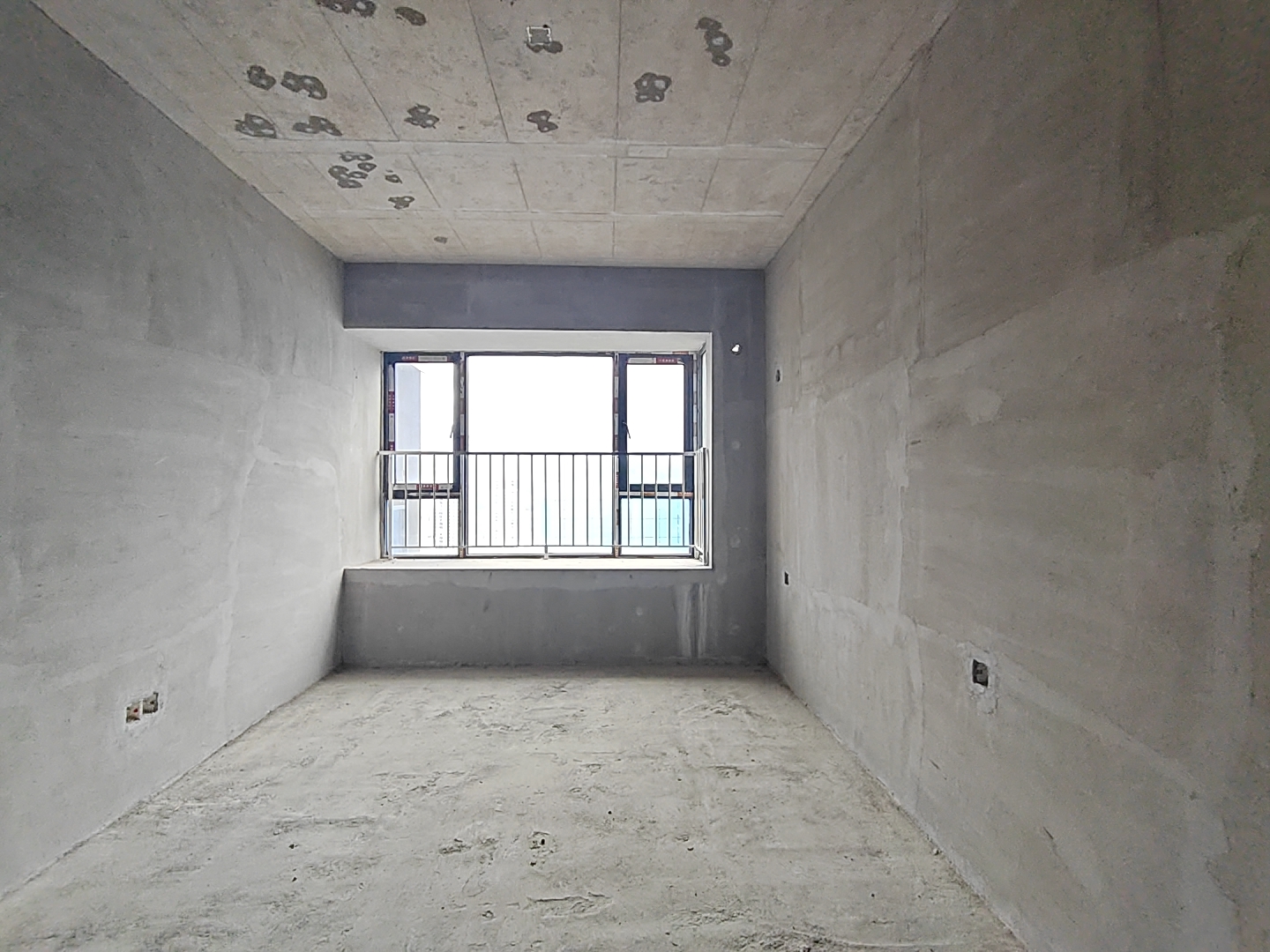 西溪凤凰城  3室2厅2卫    51.0万 西溪凤凰城  3室2厅2卫    51.0万客厅