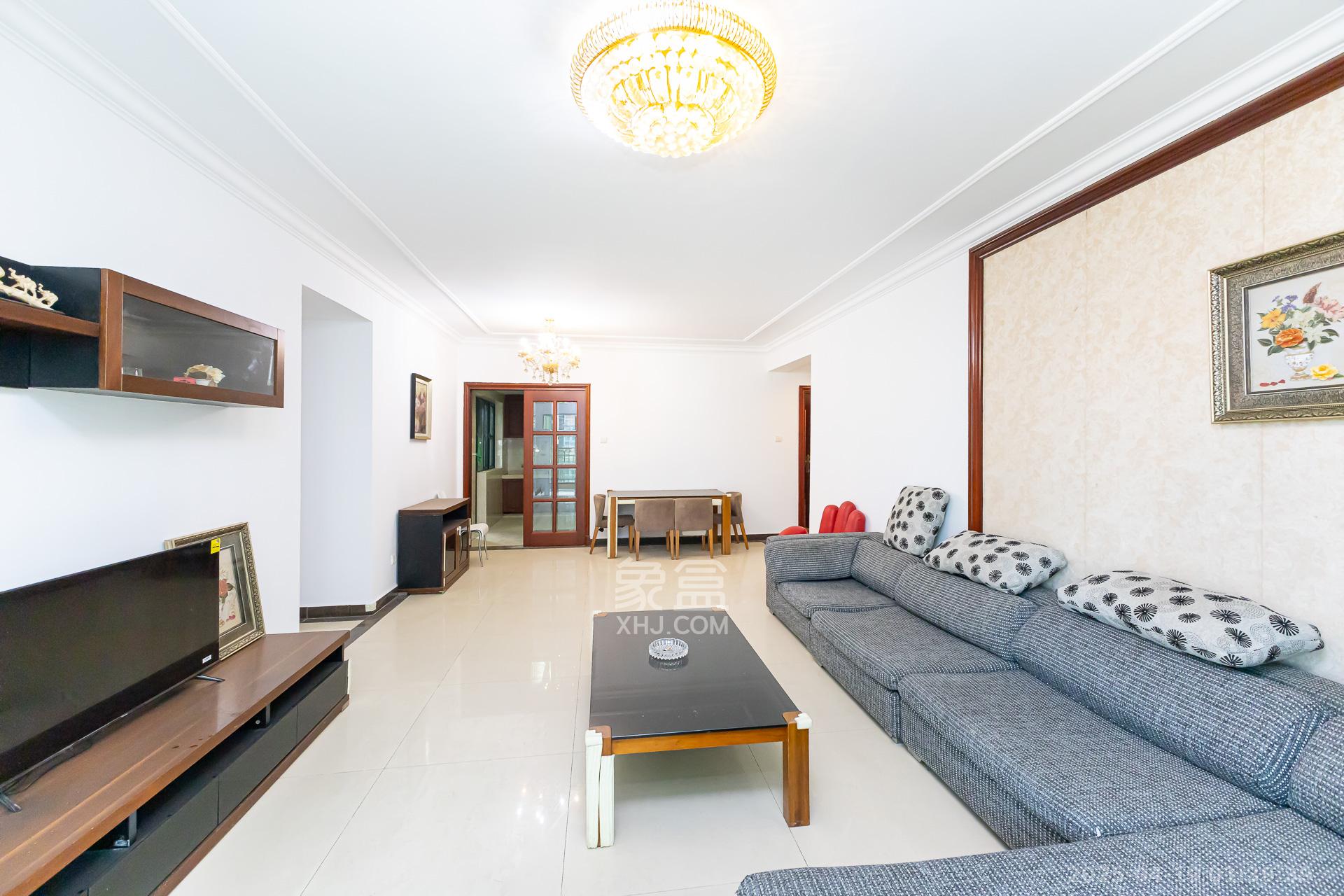 恒大名都  3室2厅2卫    70.0万 恒大名都  3室2厅2卫    70.0万客厅