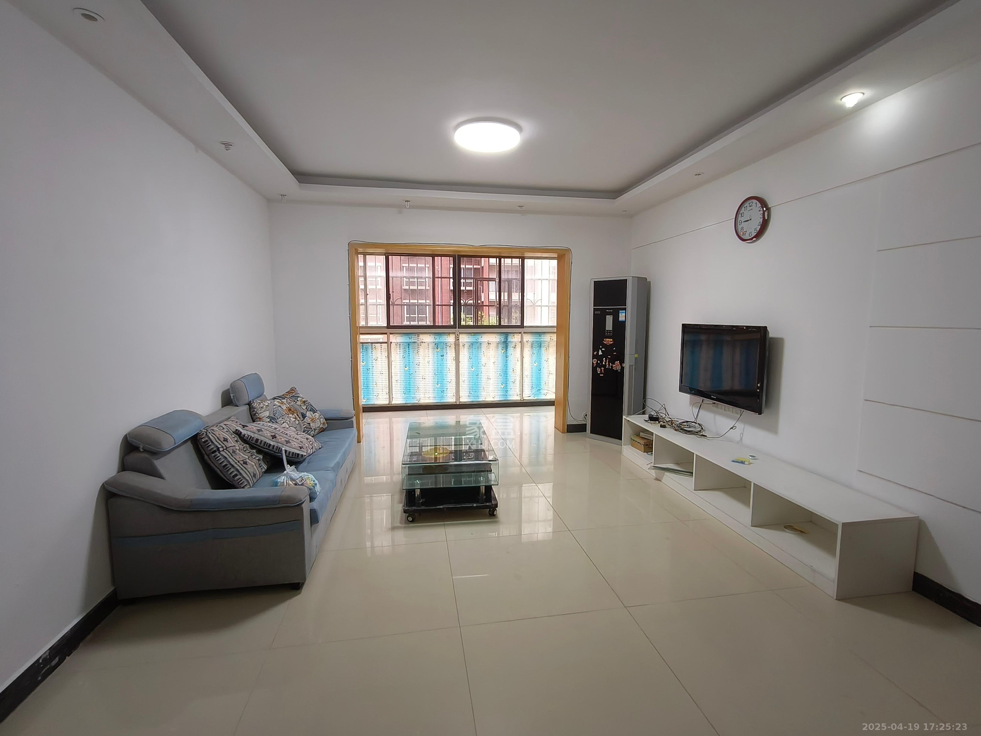 星城雅郡 3室2厅2卫 1800.0元/月 星城雅郡 3室2厅2卫 1800.0元/月室内图