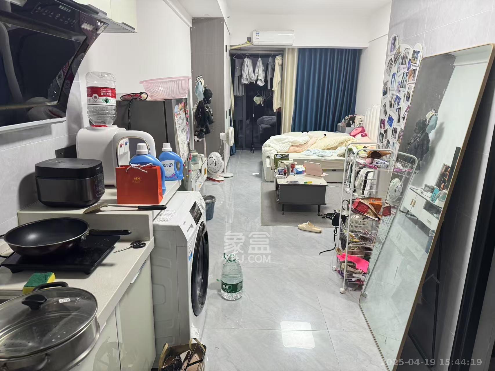 万润时光里  1室0厅0卫   2000.00元/月室内图