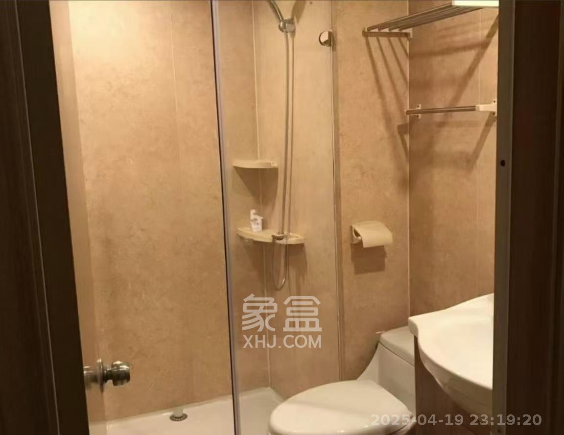 麓谷小镇  3室2厅1卫   2300.00元/月室内图