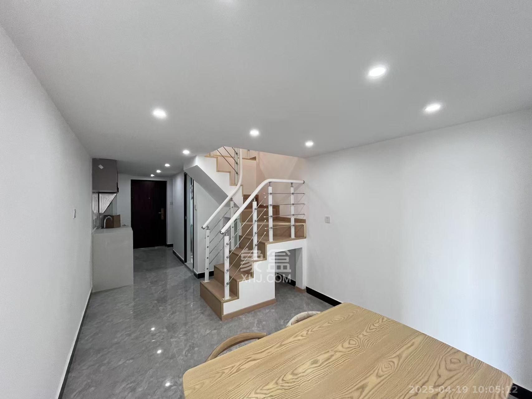 新长海尚都国际(海坤美寓) 1室1厅1卫 1700.0元/月 新长海尚都国际(海坤美寓) 1室1厅1卫 1700.0元/月室内图