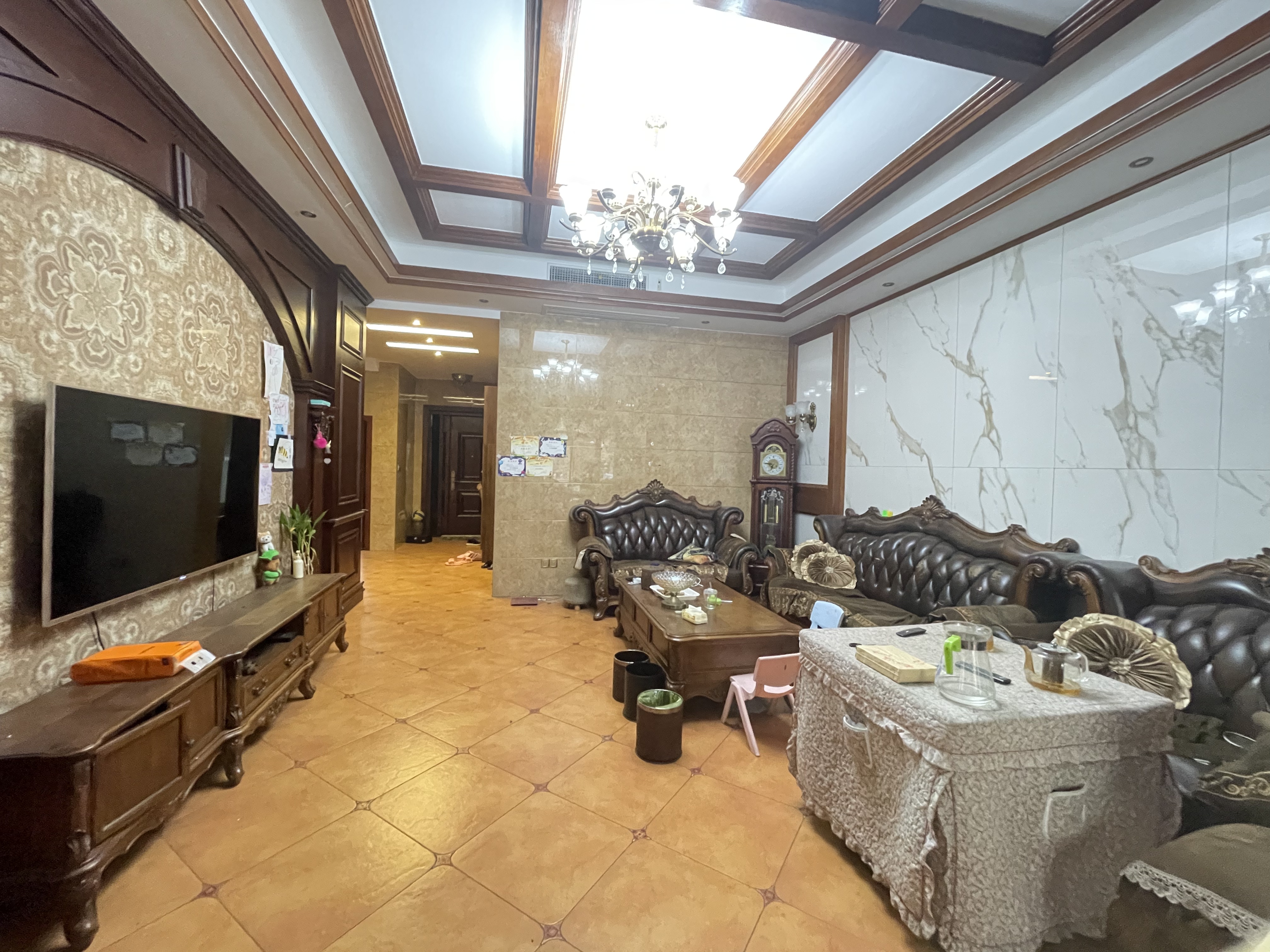 碧桂园 5室2厅3卫 318.0万 碧桂园 5室2厅3卫 318.0万室内图