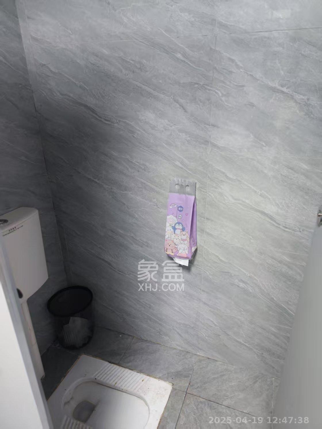 湘腾城市广场 1室1厅1卫 2250.00元/月 湘腾城市广场 1室1厅1卫 2250.00元/月室内图