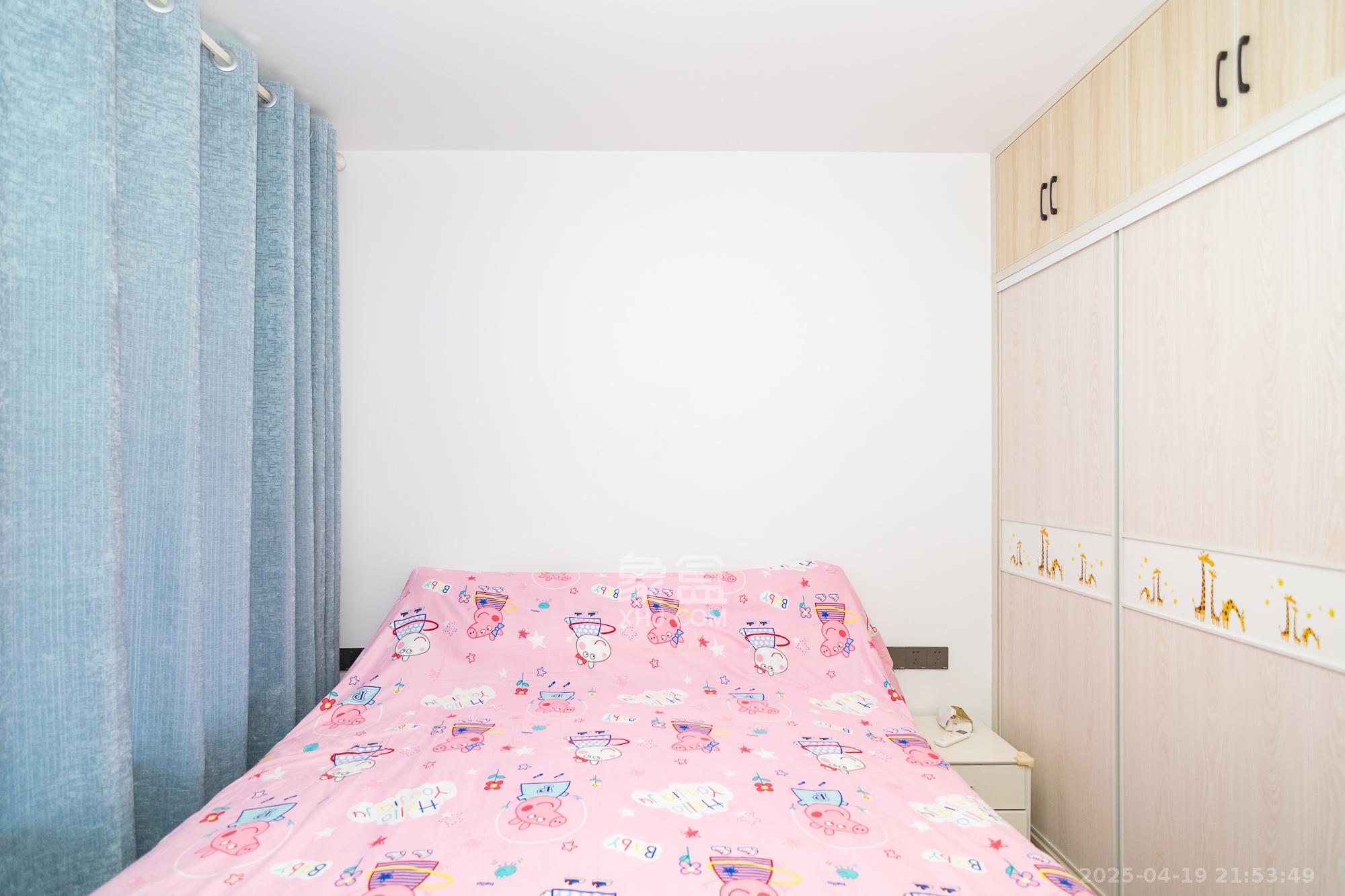 中粮鸿云 3室2厅1卫 64.0万 中粮鸿云 3室2厅1卫 64.0万卧室