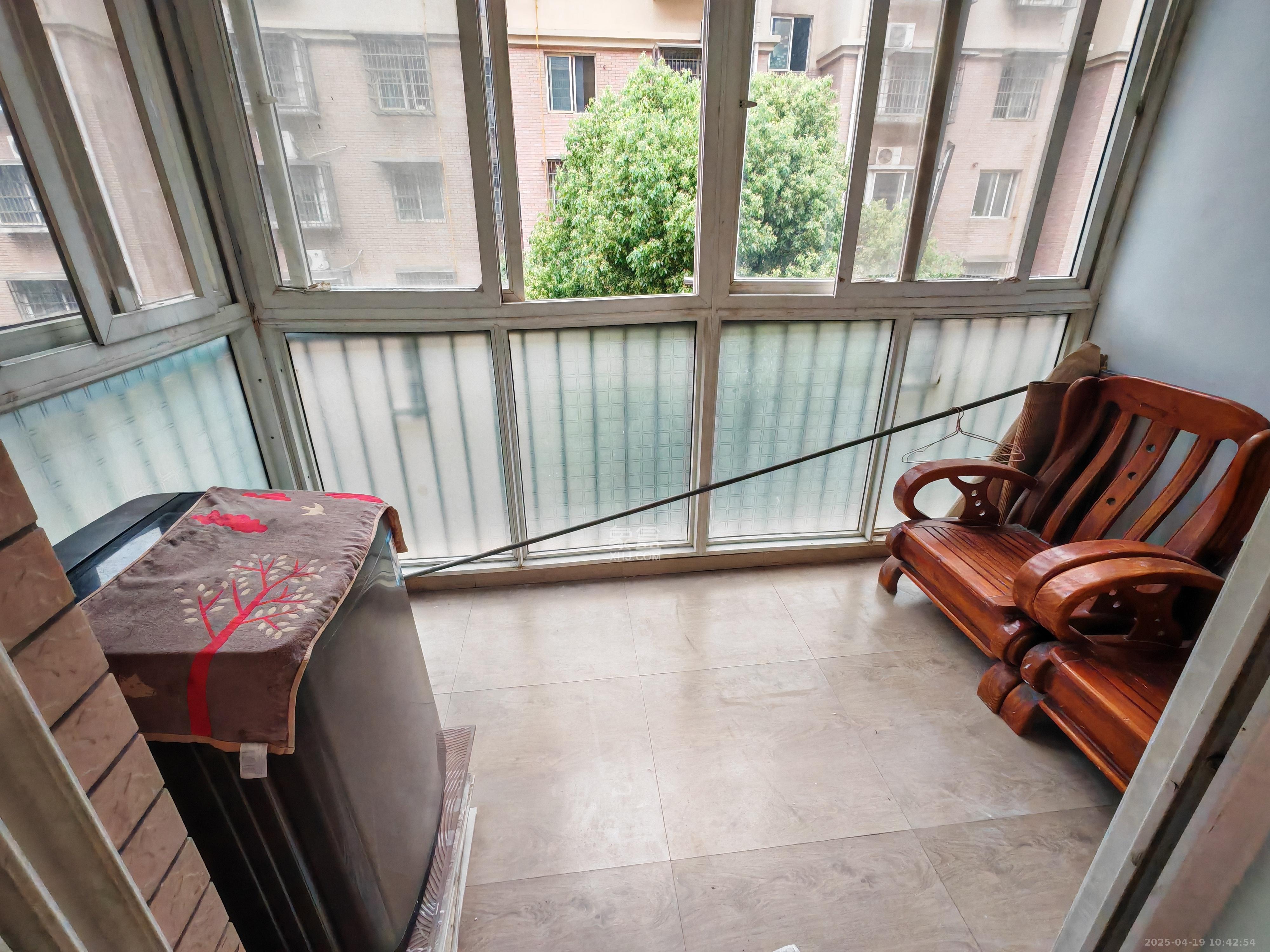 桔洲新苑(桔洲印象) 3室2厅1卫 1800.0元/月 桔洲新苑(桔洲印象) 3室2厅1卫 1800.0元/月室内图