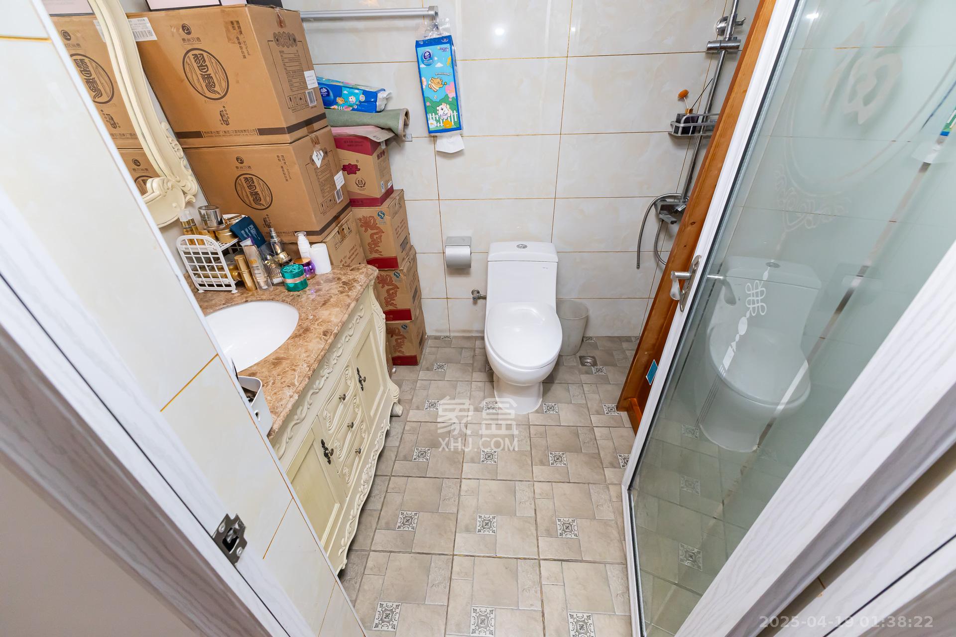 勤诚达新界  4室2厅1卫    119.0万 勤诚达新界  4室2厅1卫    119.0万卫生间