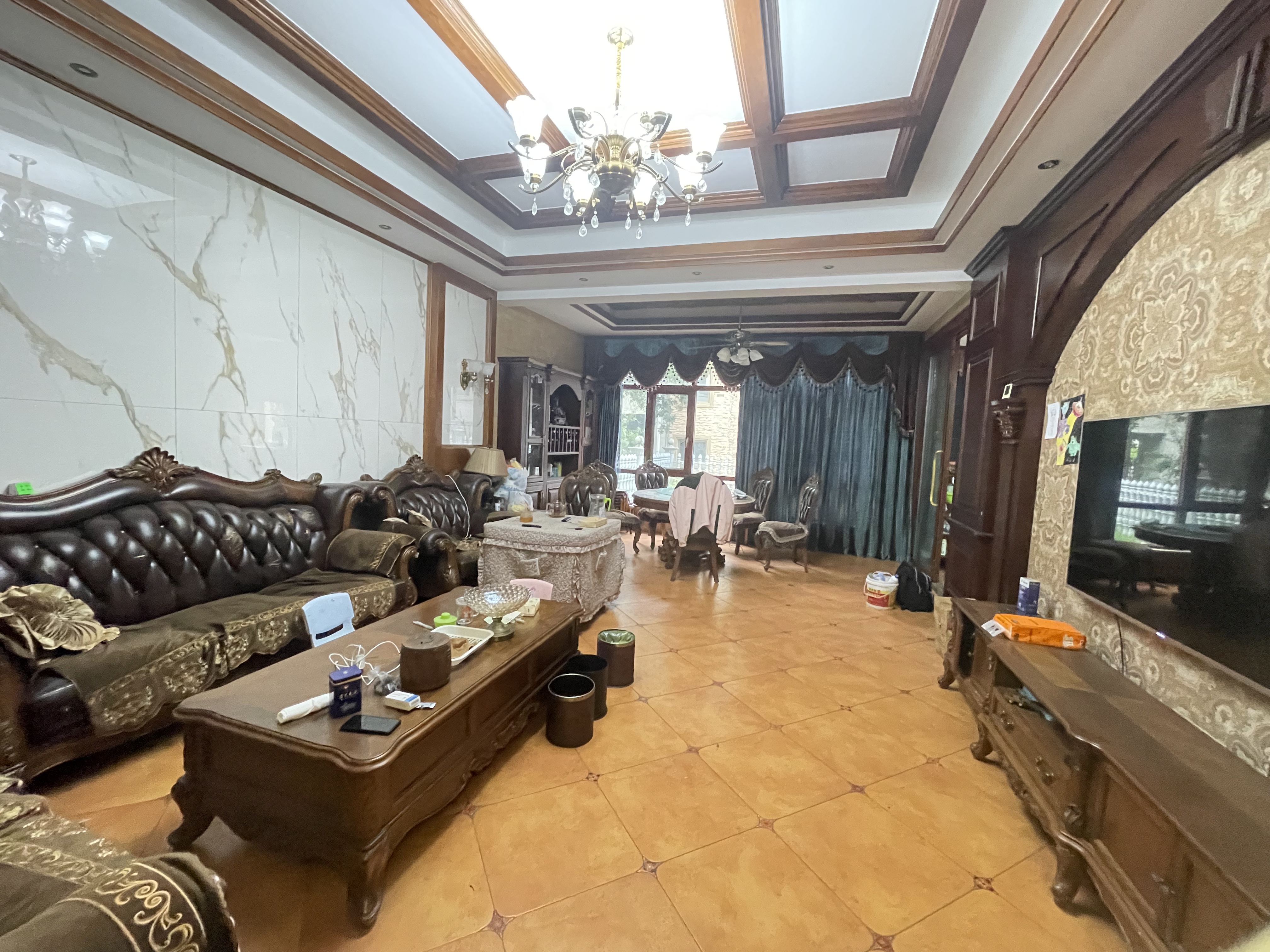 碧桂园 5室2厅3卫 318.0万 碧桂园 5室2厅3卫 318.0万室内图