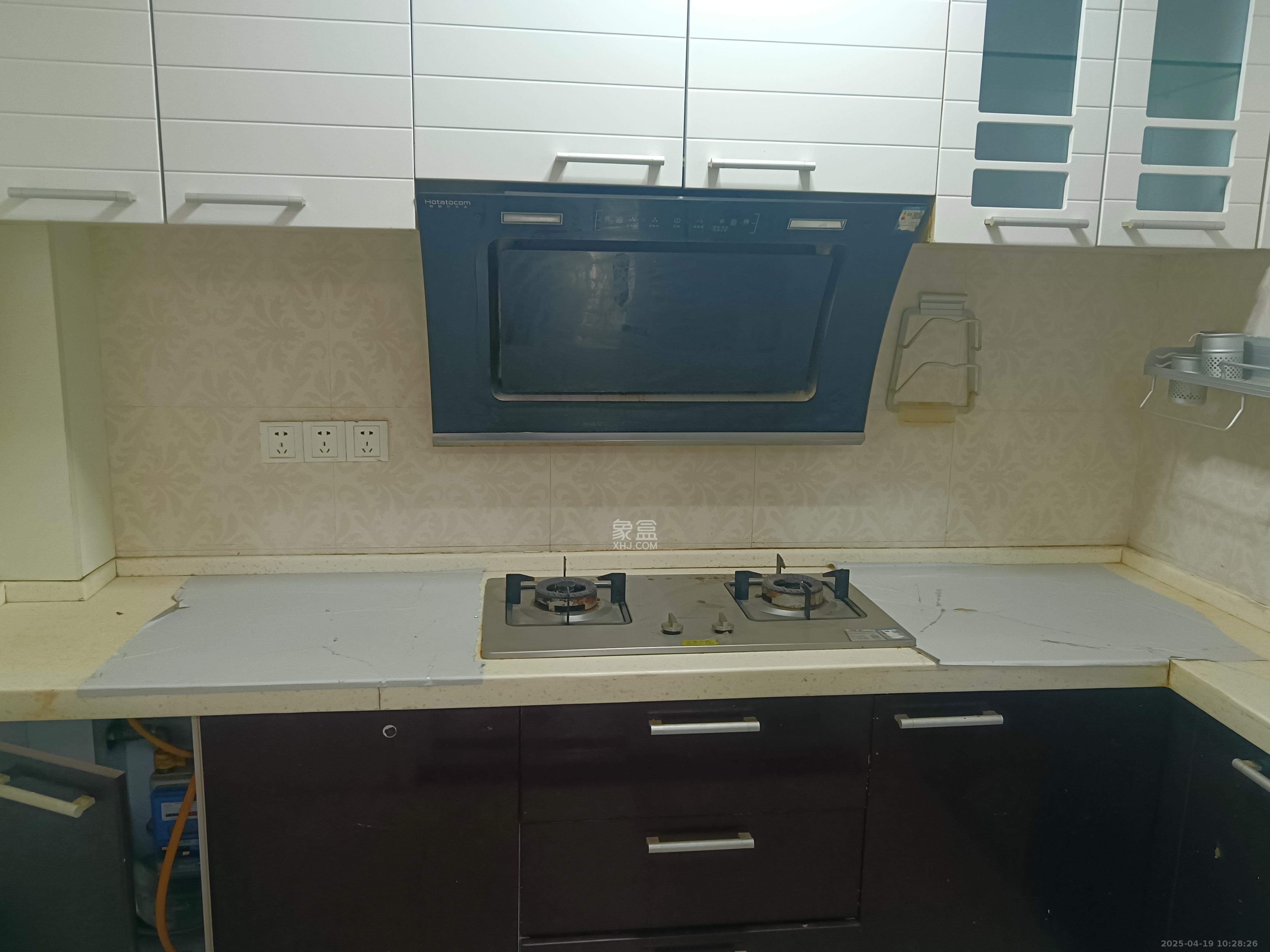 长盛岚庭  3室2厅1卫   2300.00元/月室内图
