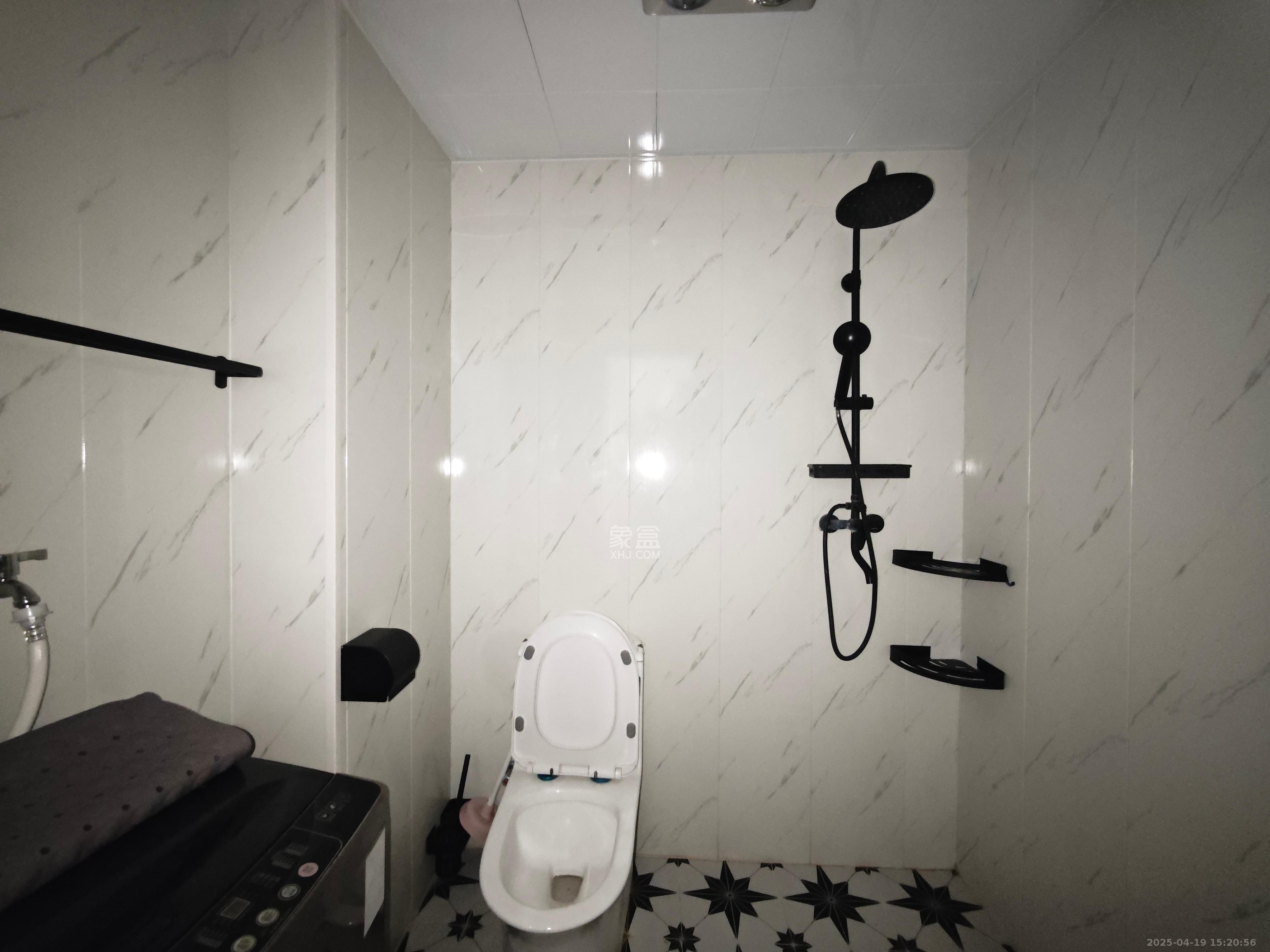 YO领域(领御大厦) 2室1厅1卫 2900.0元/月 YO领域(领御大厦) 2室1厅1卫 2900.0元/月室内图