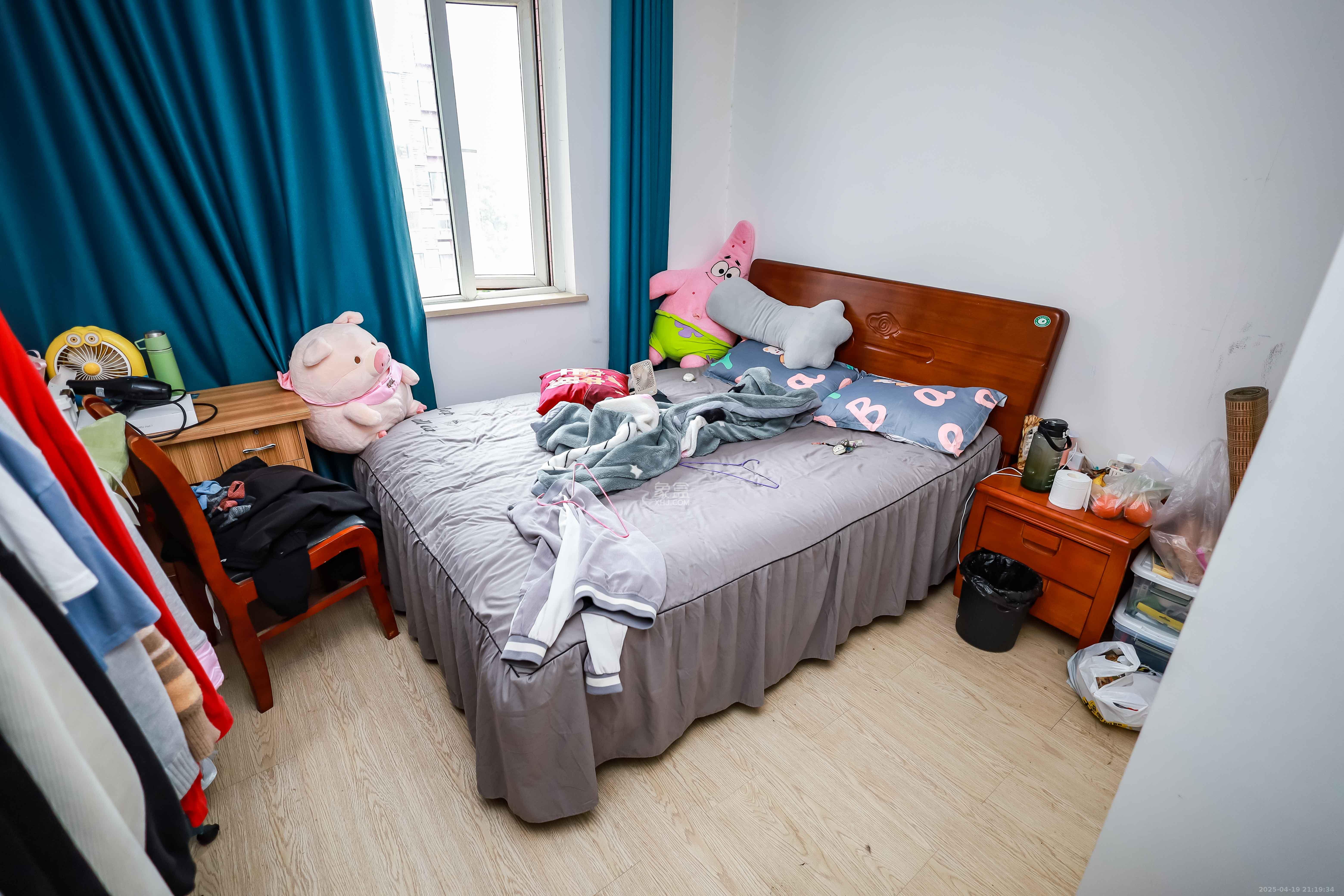 联美品格 3室2厅1卫 55.0万 联美品格 3室2厅1卫 55.0万卧室