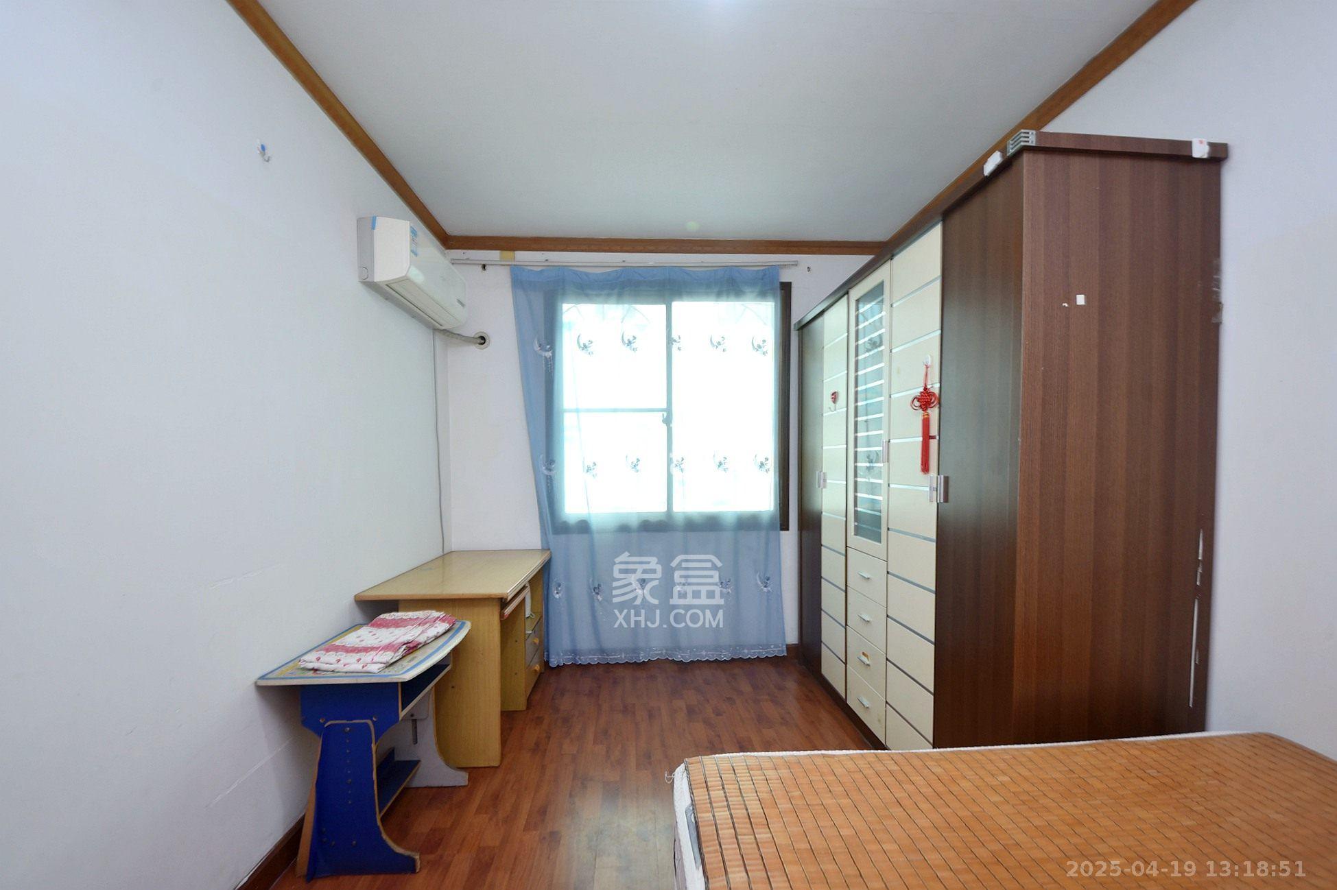 永红村宿舍  2室1厅1卫   1500.00元/月室内图