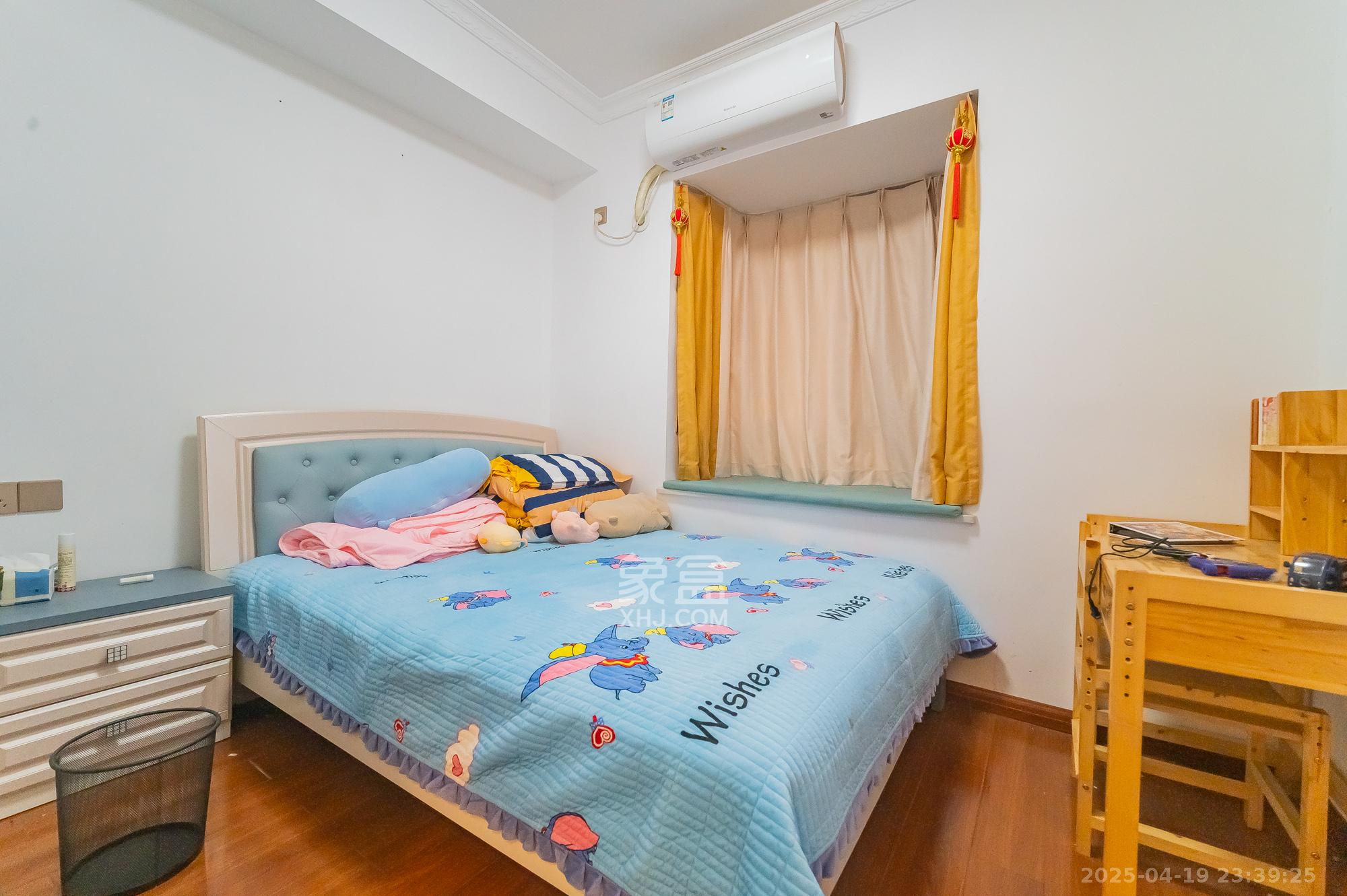 尚鑫海悦（新长海尚海城）  4室2厅2卫    103.8万卧室