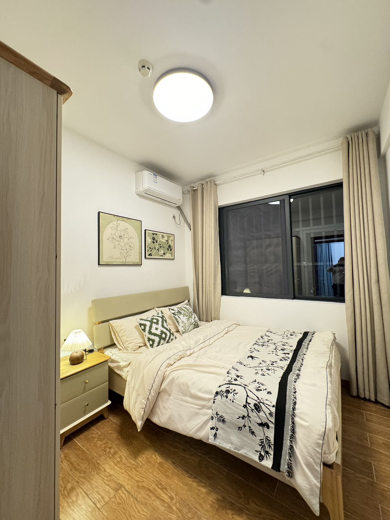 伟业智青春 3室2厅1卫 136.0万 伟业智青春 3室2厅1卫 136.0万客厅