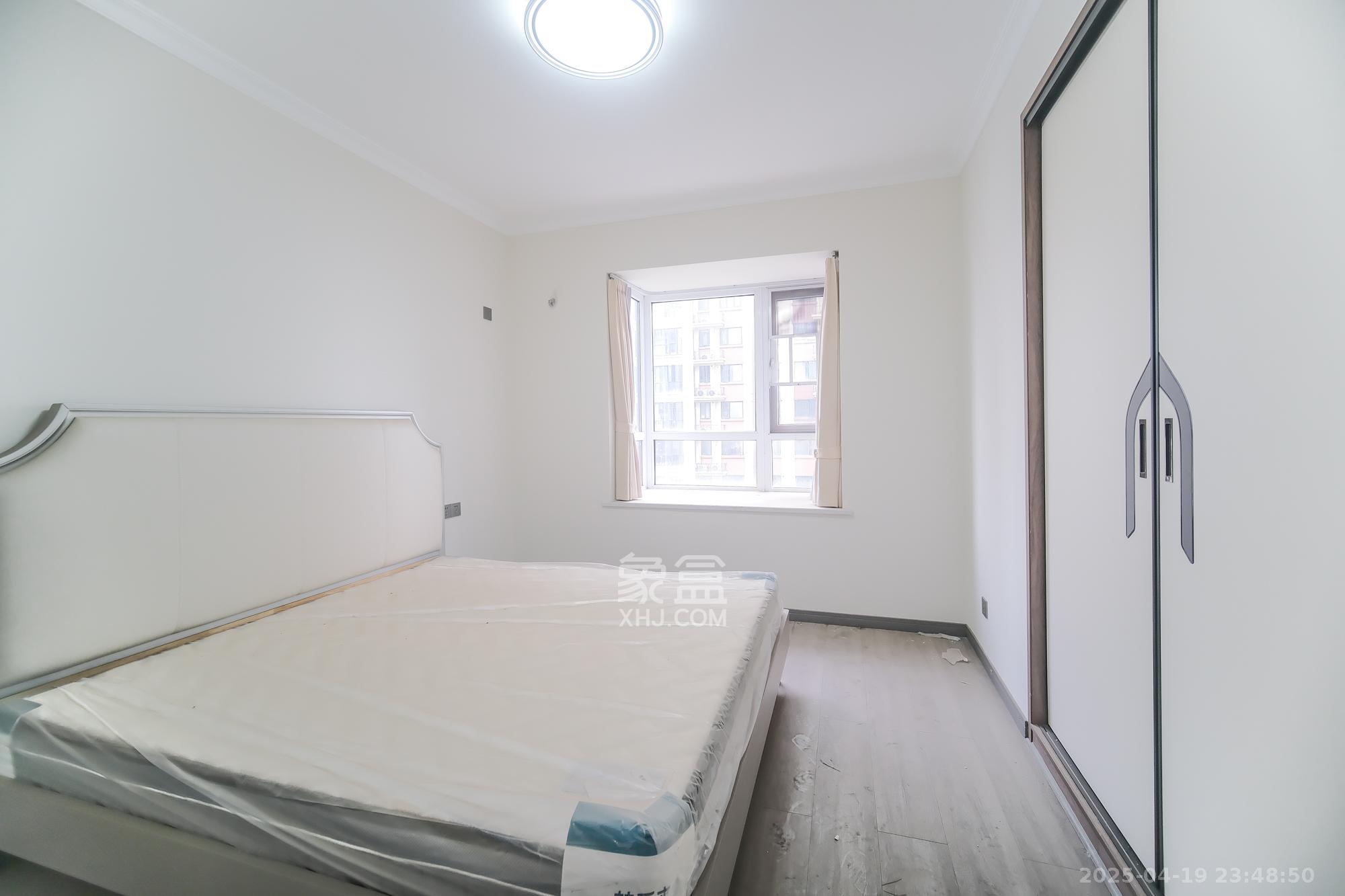 和悦城(蟠龙景苑) 3室2厅1卫 93.8万 和悦城(蟠龙景苑) 3室2厅1卫 93.8万卧室