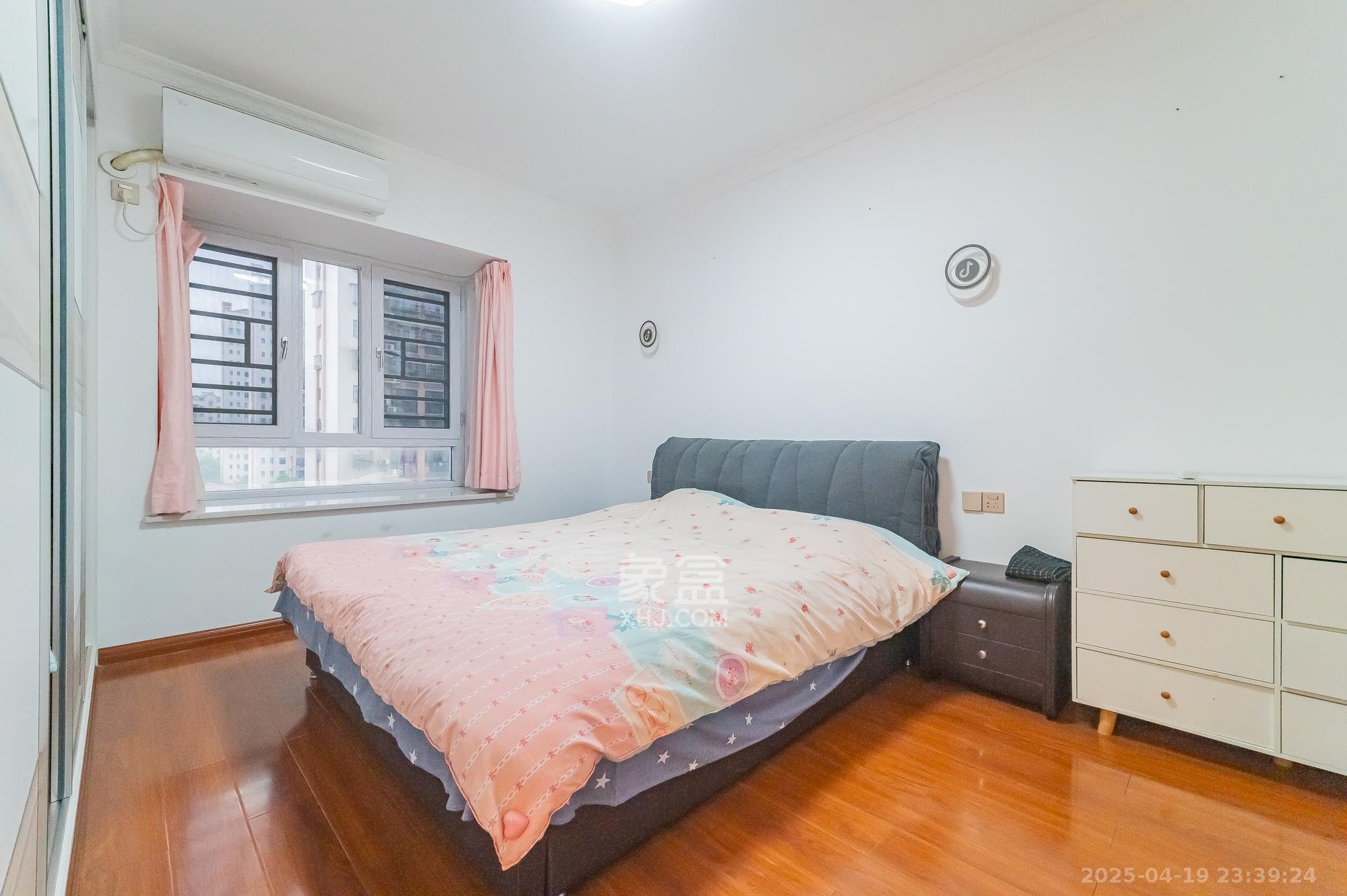 尚鑫海悦(新长海尚海城)  4室2厅2卫    103.8万 尚鑫海悦(新长海尚海城)  4室2厅2卫    103.8万卧室