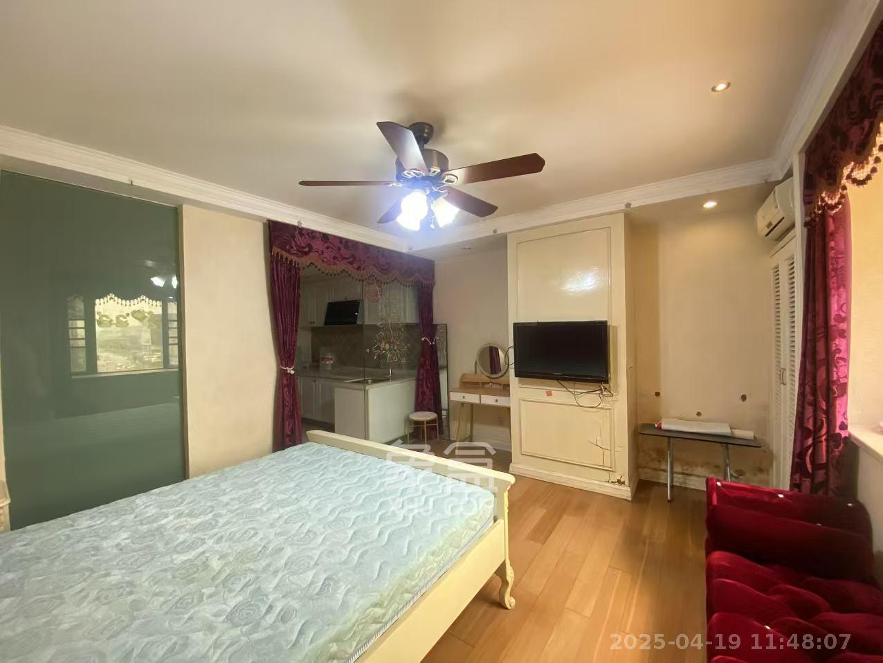 沁园春御院  1室1厅1卫    1600.0元/月 沁园春御院  1室1厅1卫    1600.0元/月