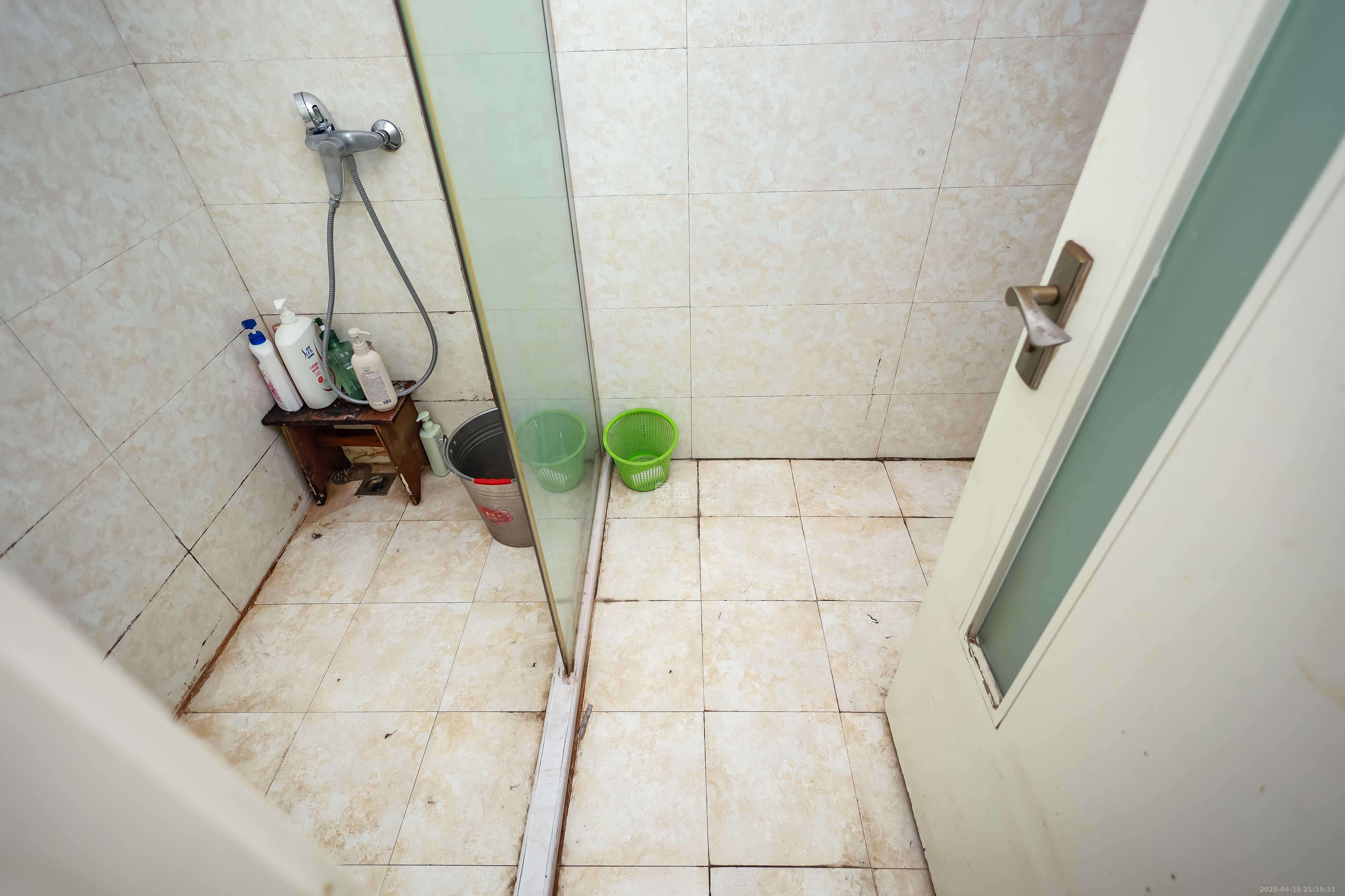 联美品格 3室2厅1卫 55.0万 联美品格 3室2厅1卫 55.0万卫生间