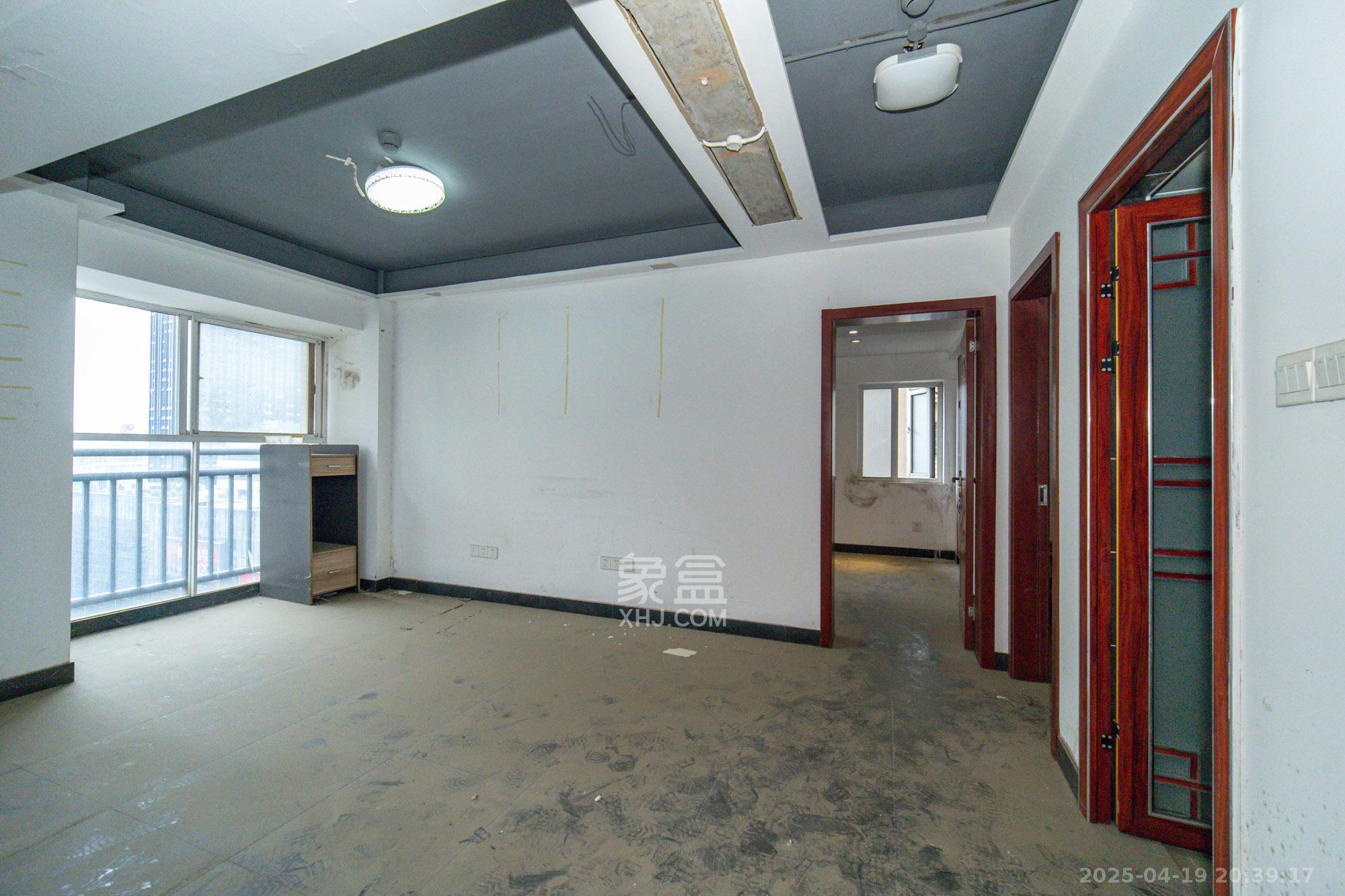 新长海广场 3室2厅2卫 42.5万 新长海广场 3室2厅2卫 42.5万其他