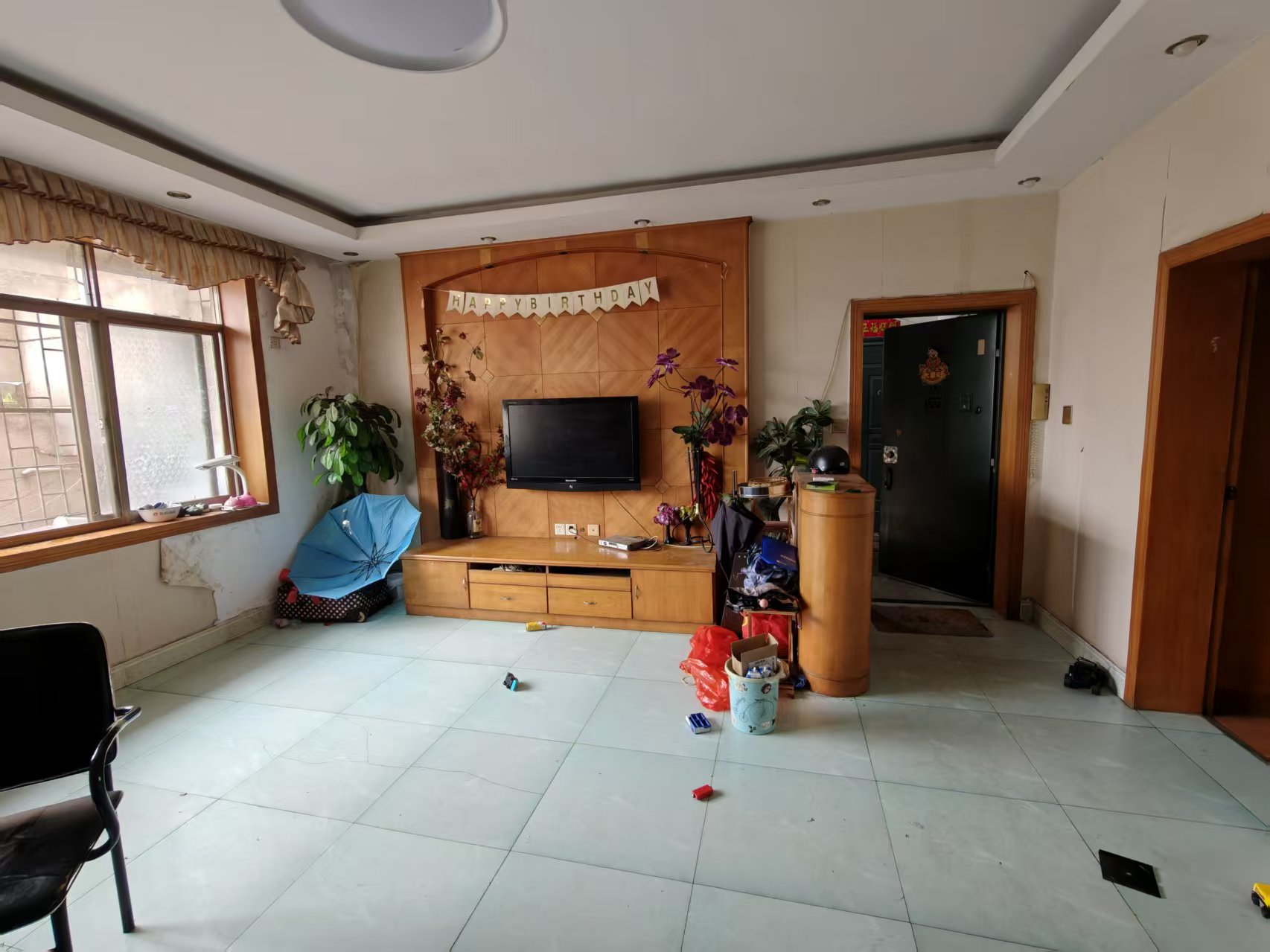 新建社区  3室2厅2卫   28.80万