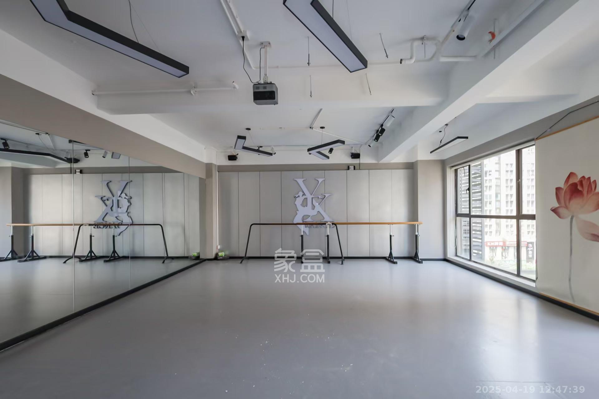 湘腾城市广场 1室1厅1卫 2250.00元/月 湘腾城市广场 1室1厅1卫 2250.00元/月室内图