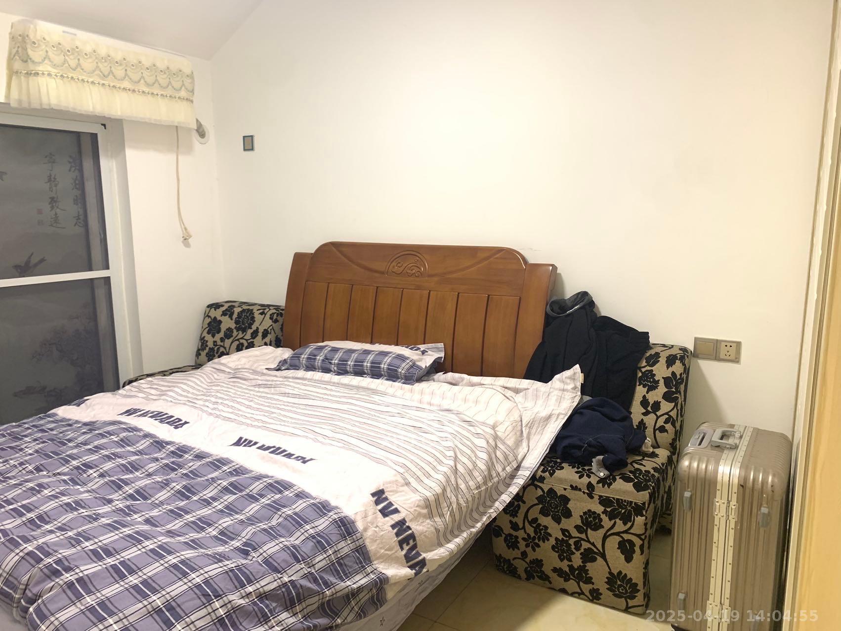 鄱阳小区  2室2厅1卫    1300.0元/月室内图