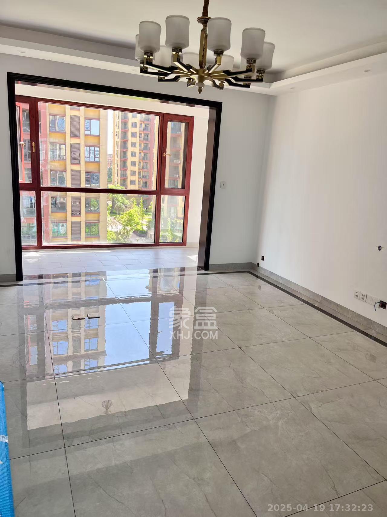 东方壹品  3室2厅2卫    3000.0元/月 东方壹品  3室2厅2卫    3000.0元/月