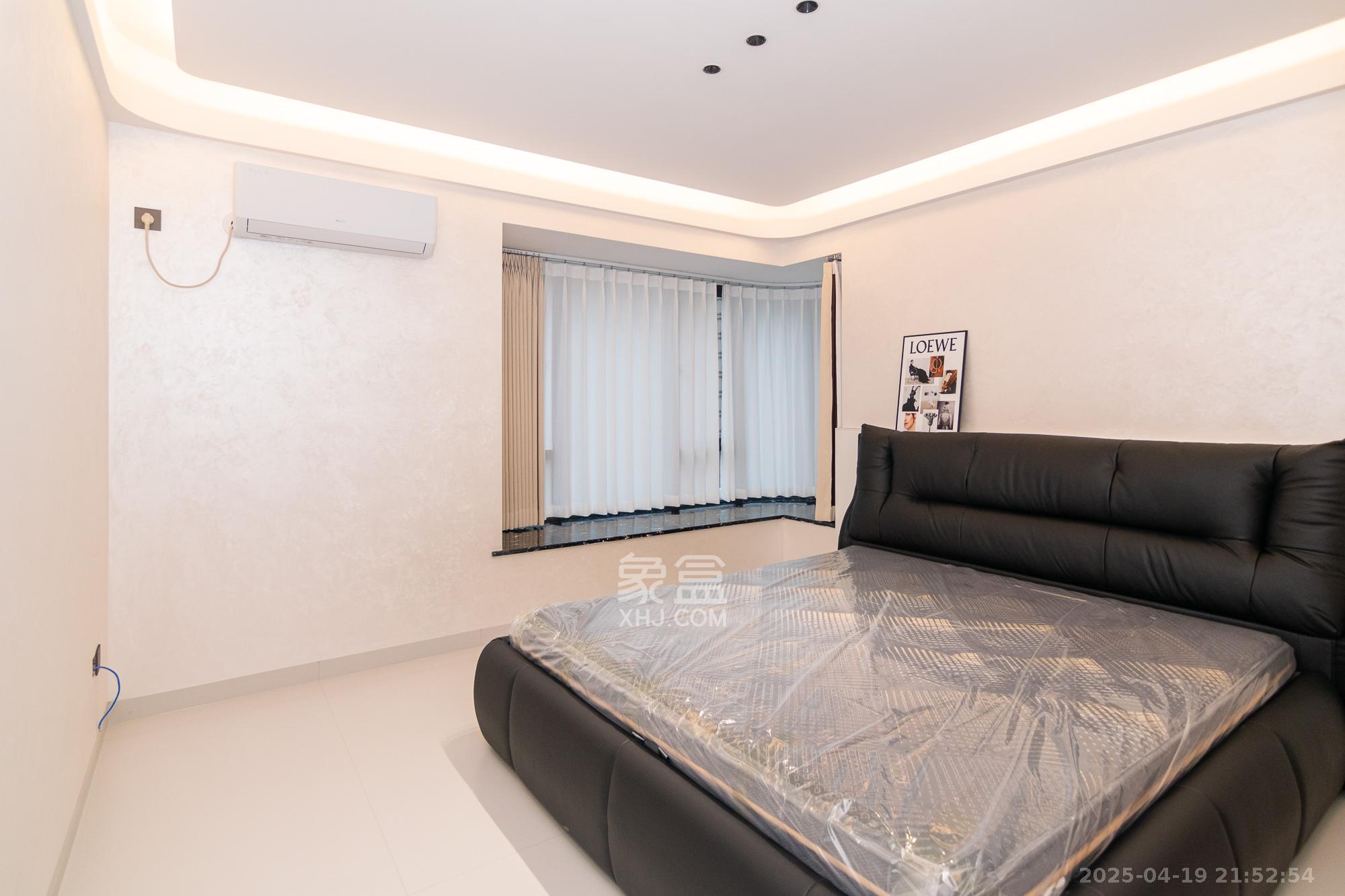 润和长郡(润和紫郡二三期) 5室2厅2卫 146.8万 润和长郡(润和紫郡二三期) 5室2厅2卫 146.8万卧室