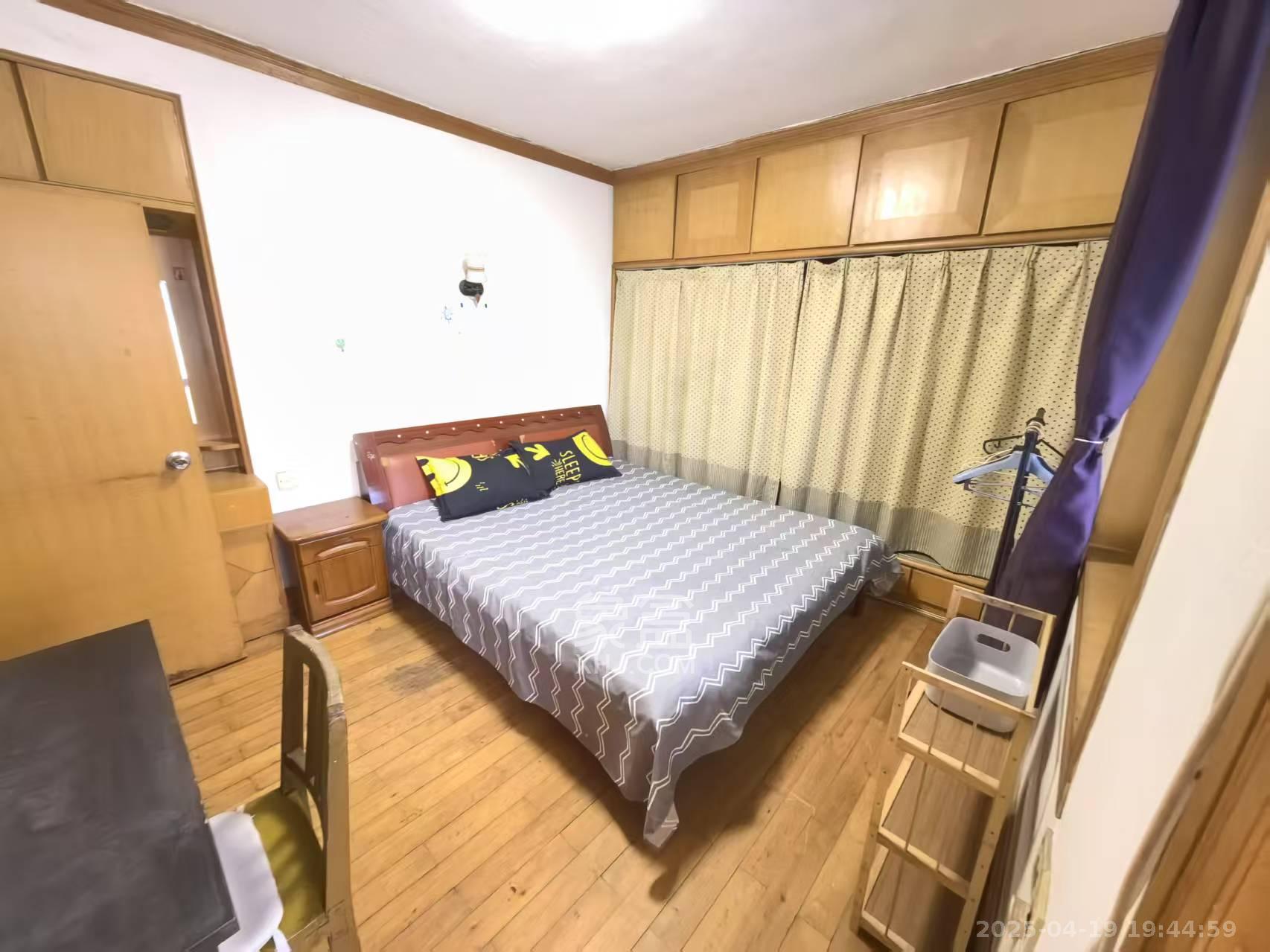 西湖路173号(原西湖大厦) 3室2厅1卫 2000.0元/月 西湖路173号(原西湖大厦) 3室2厅1卫 2000.0元/月室内图