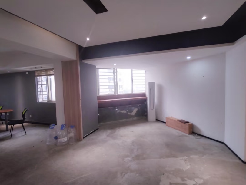 世贸中心  3室2厅2卫    3000.0元/月 世贸中心  3室2厅2卫    3000.0元/月室内图