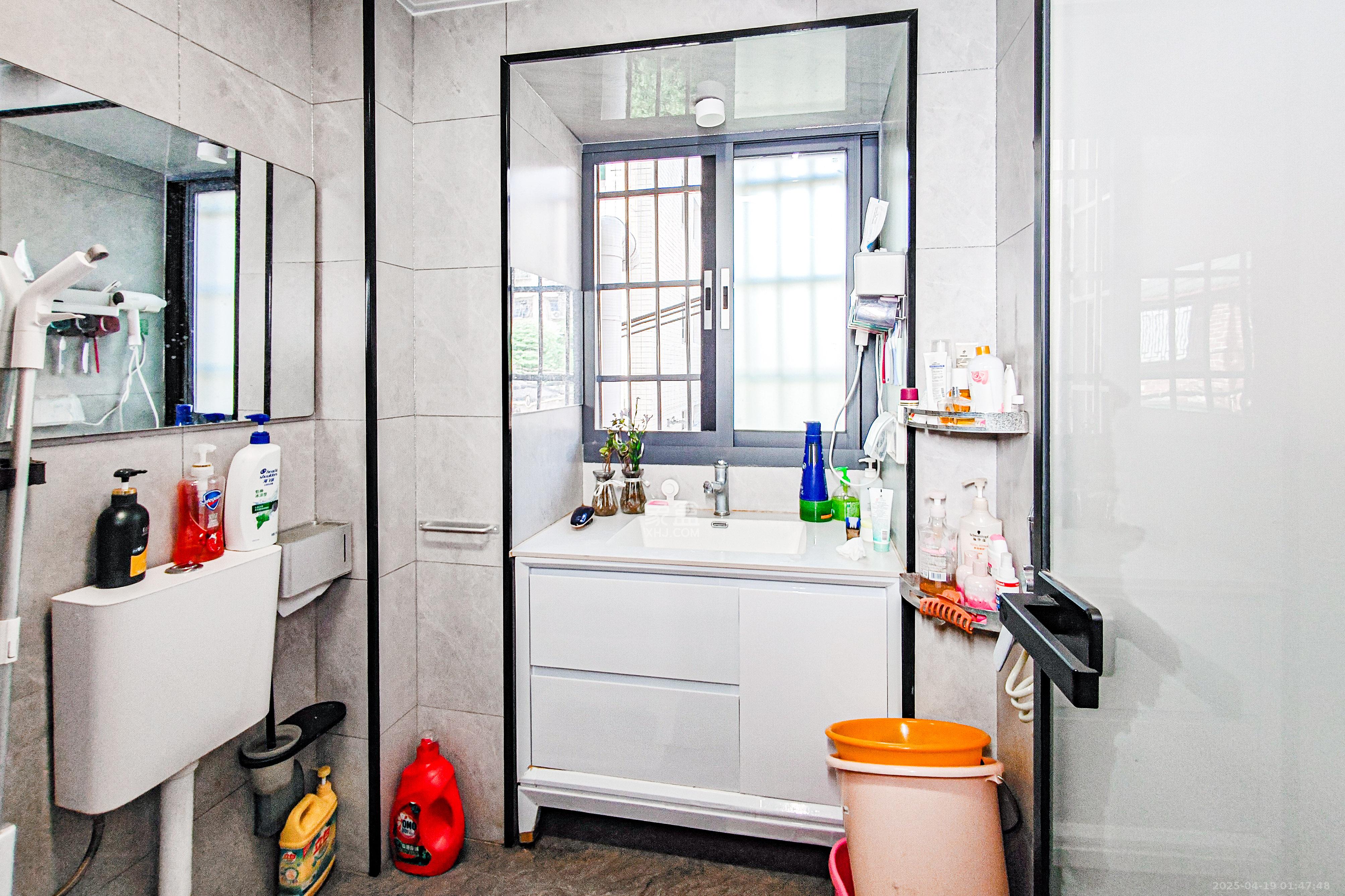 冶金厅宿舍(祝威岗小区15号)  3室2厅1卫    123.6万 冶金厅宿舍(祝威岗小区15号)  3室2厅1卫    123.6万卫生间