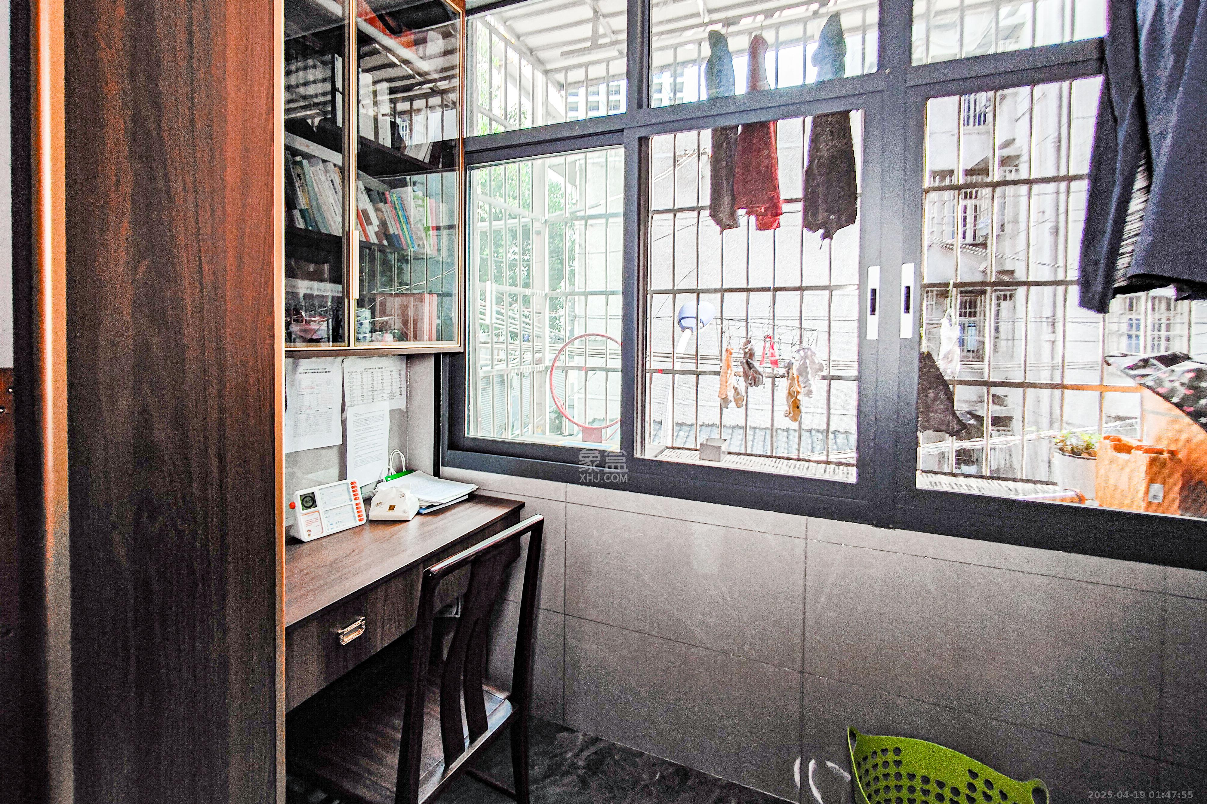 冶金厅宿舍(祝威岗小区15号)  3室2厅1卫    123.6万 冶金厅宿舍(祝威岗小区15号)  3室2厅1卫    123.6万阳台