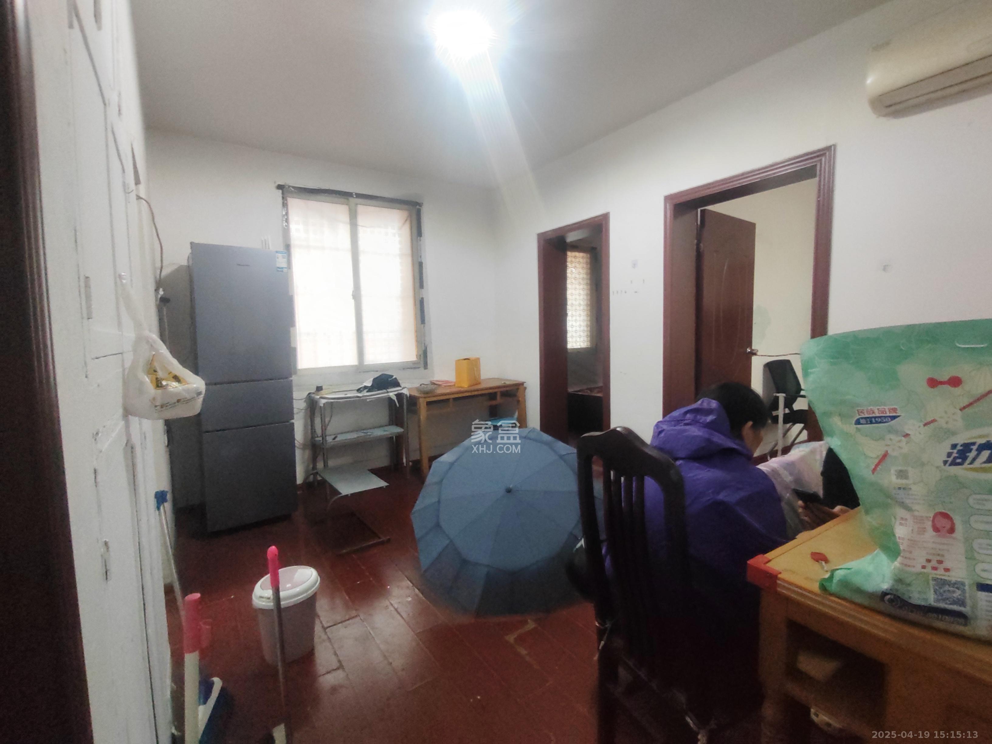 营山巷28号(营山巷小区) 2室1厅1卫 1400.0元/月 营山巷28号(营山巷小区) 2室1厅1卫 1400.0元/月室内图