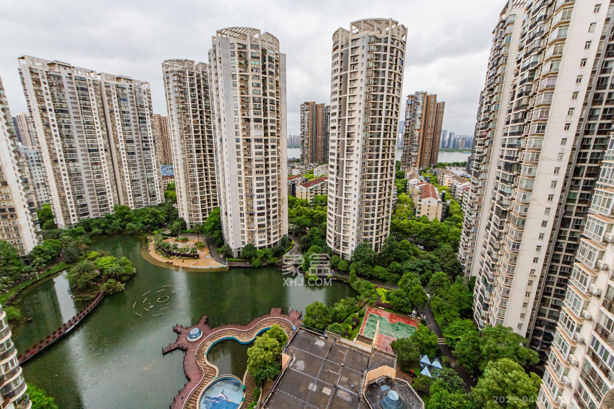 顺天黄金海岸 3室2厅2卫 84.0万 顺天黄金海岸 3室2厅2卫 84.0万其他