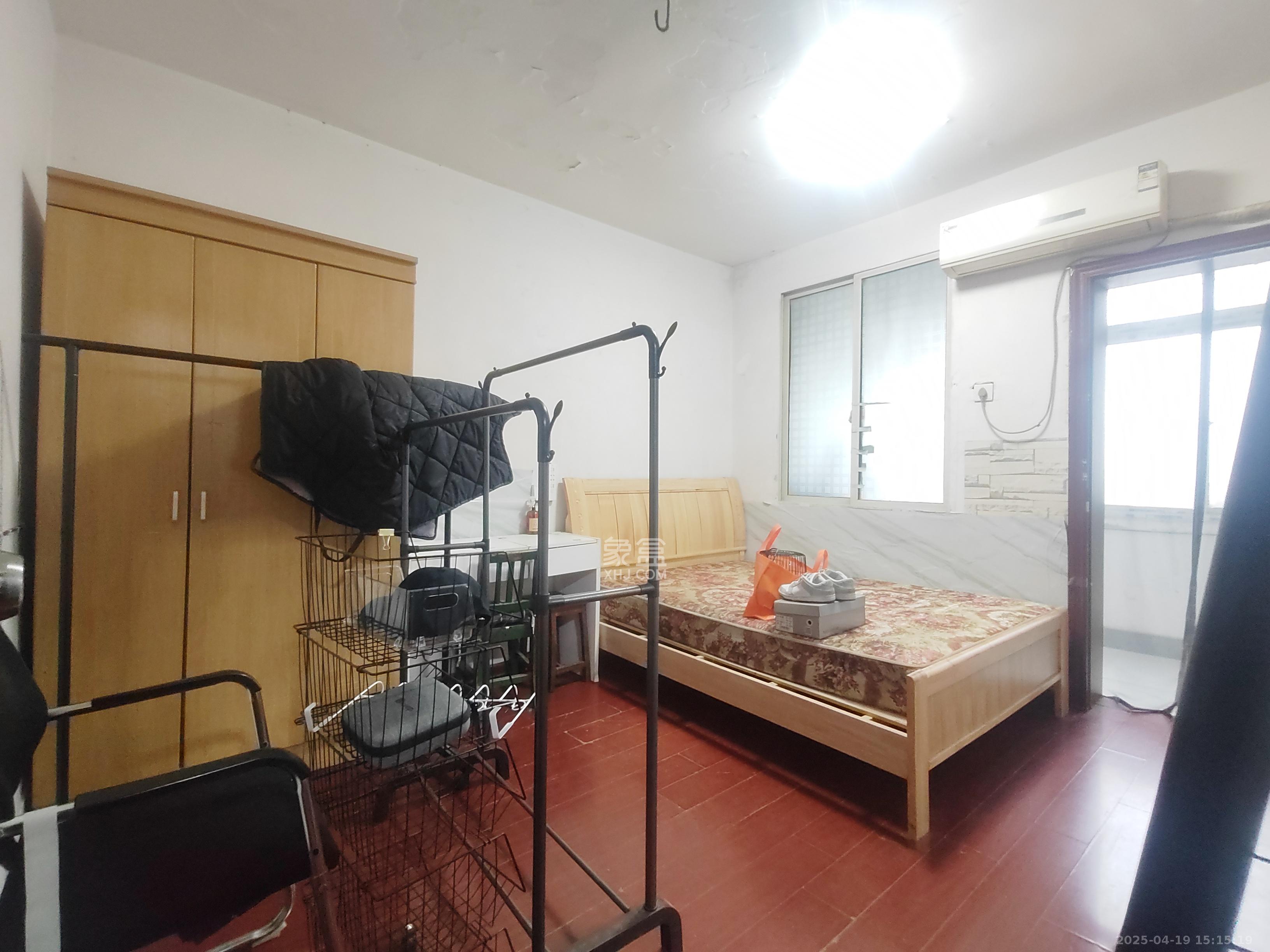 营山巷28号(营山巷小区) 2室1厅1卫 1400.0元/月 营山巷28号(营山巷小区) 2室1厅1卫 1400.0元/月室内图