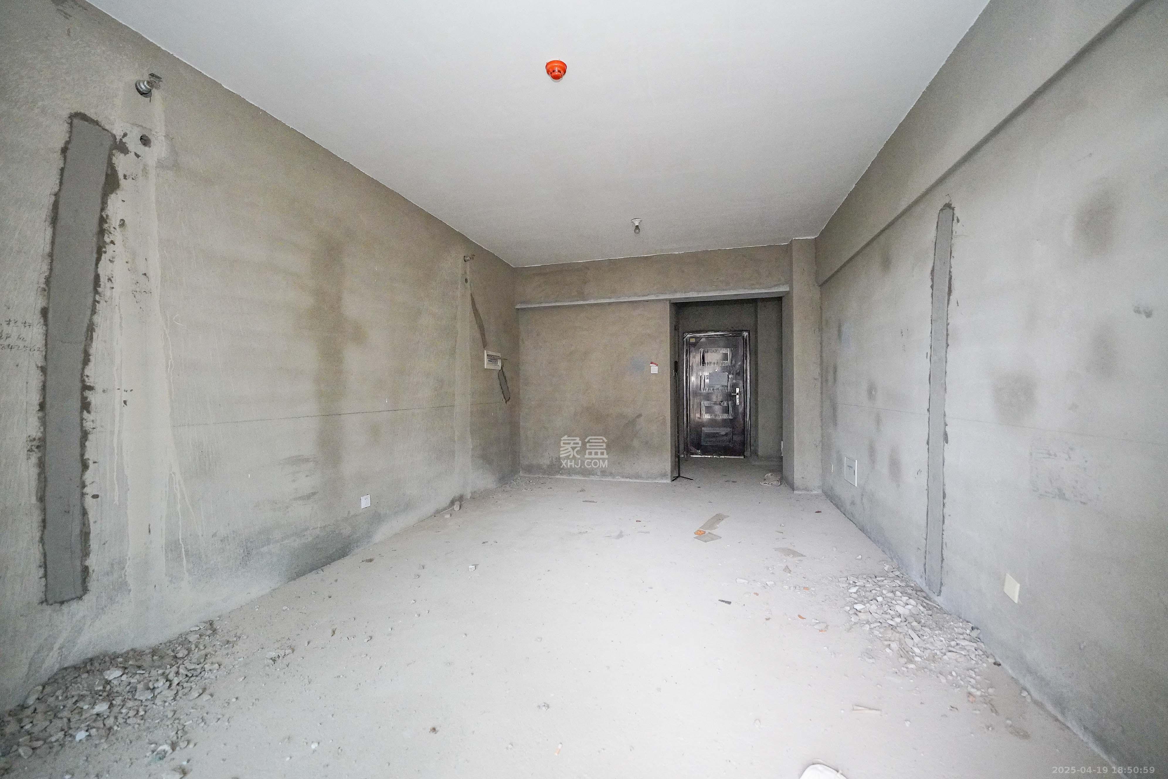 创世纪广场  1室1厅1卫    24.8万卧室