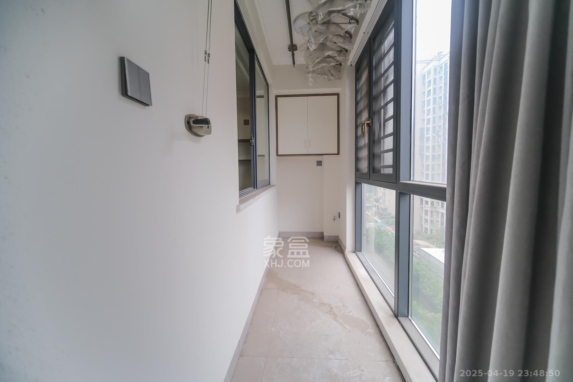 和悦城(蟠龙景苑) 3室2厅1卫 93.8万 和悦城(蟠龙景苑) 3室2厅1卫 93.8万阳台