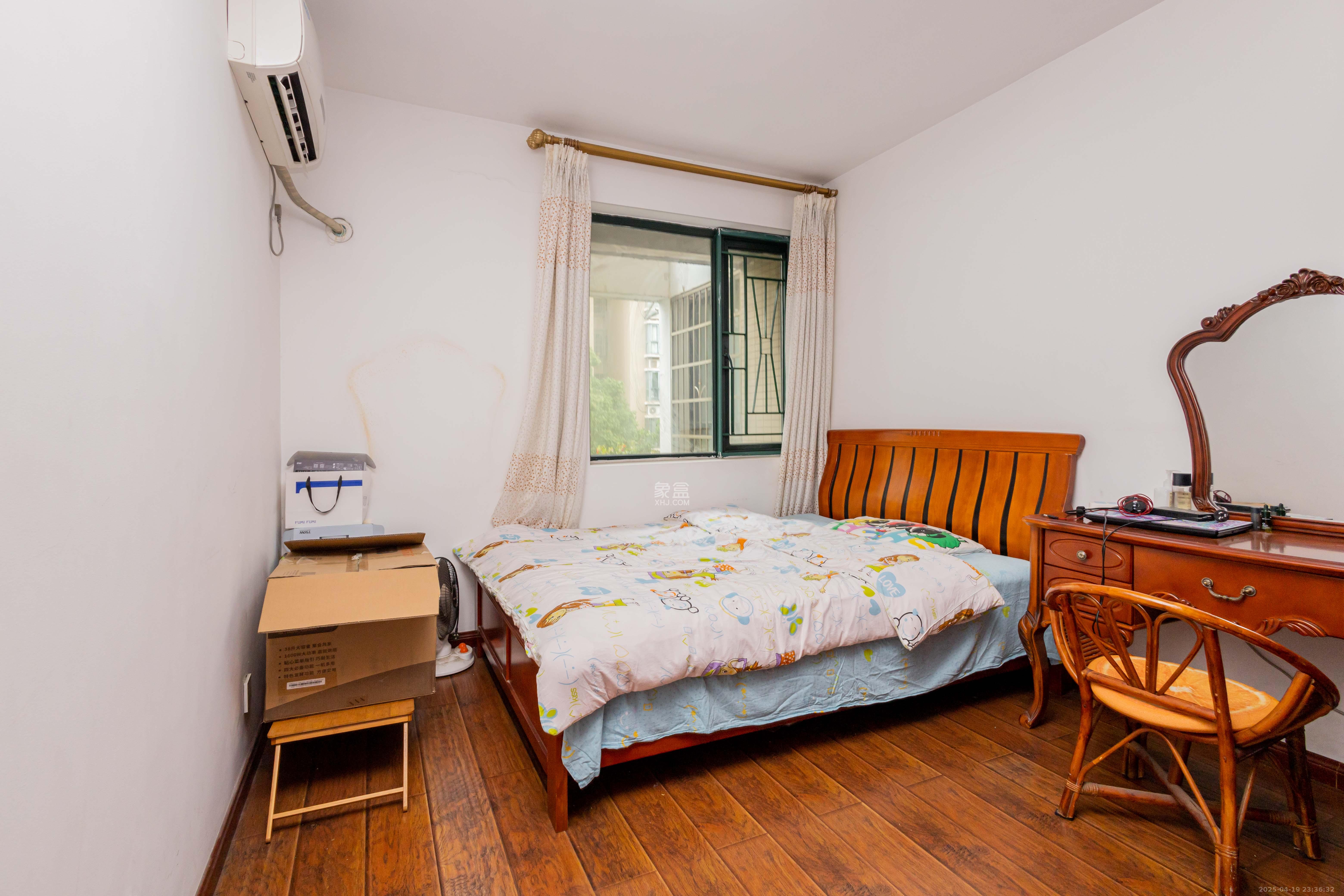 东岸锦城(东方人家)  3室2厅2卫    95.5万 东岸锦城(东方人家)  3室2厅2卫    95.5万卧室