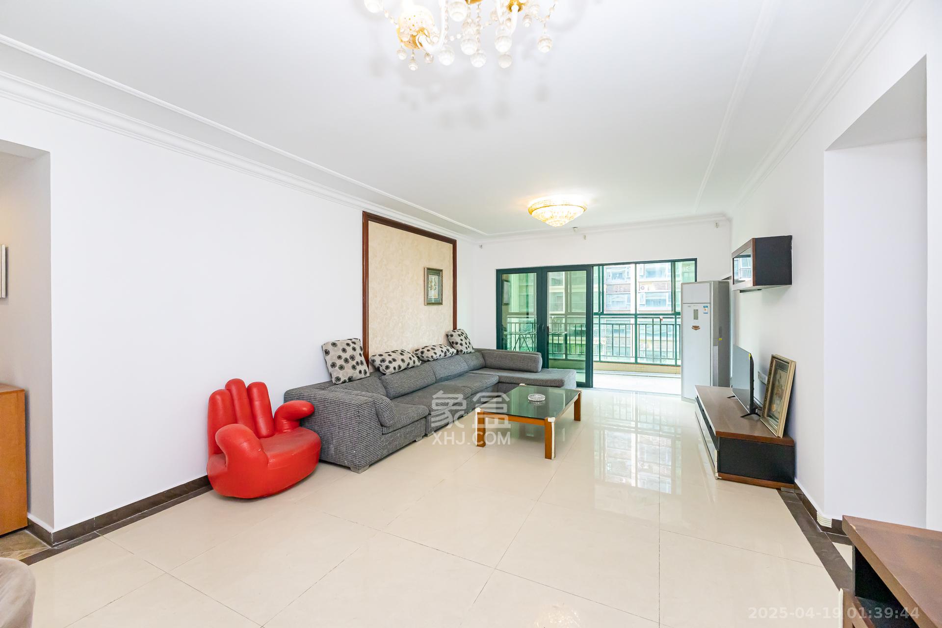 恒大名都  3室2厅2卫    70.0万 恒大名都  3室2厅2卫    70.0万客厅