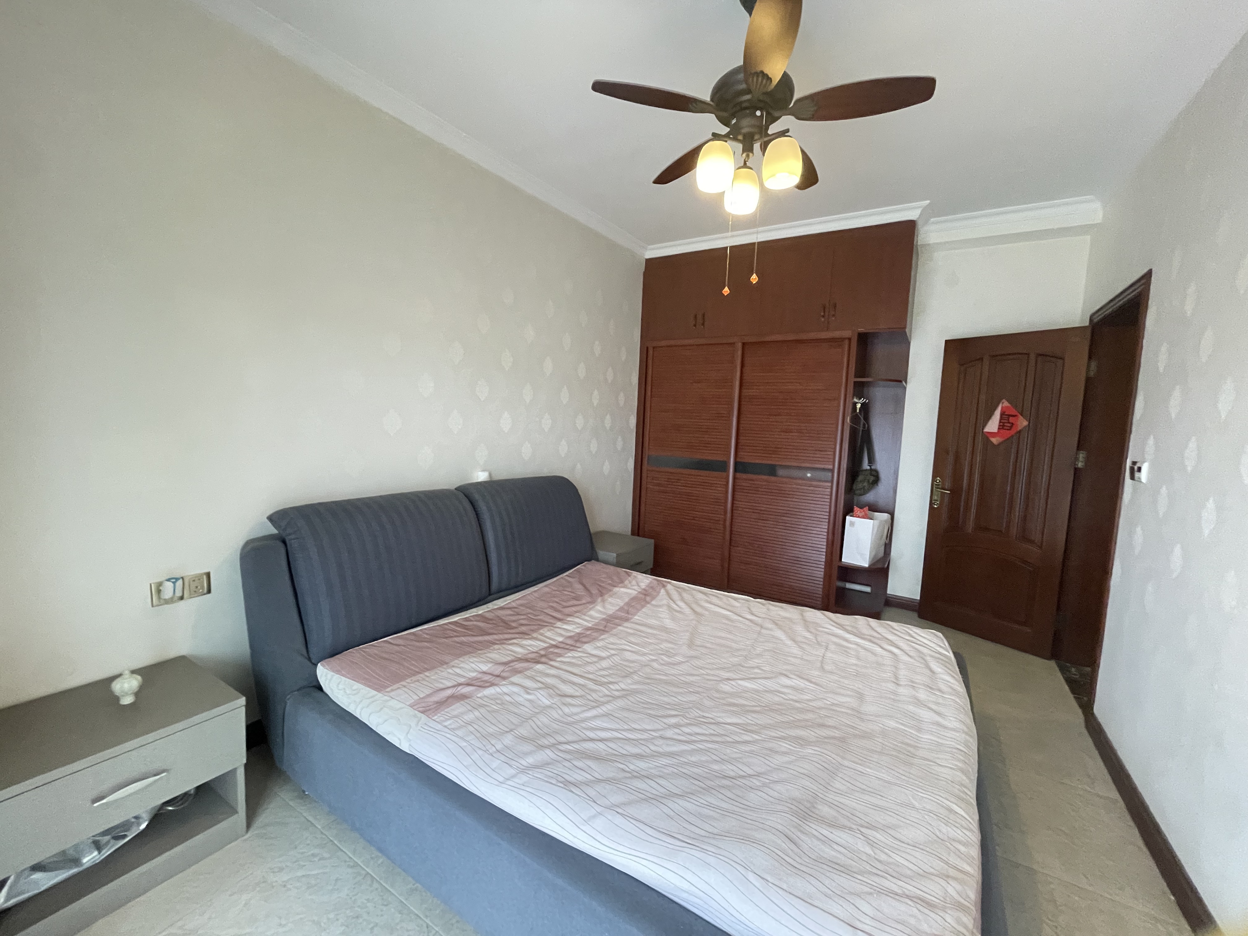 碧桂园 5室2厅3卫 318.0万 碧桂园 5室2厅3卫 318.0万室内图