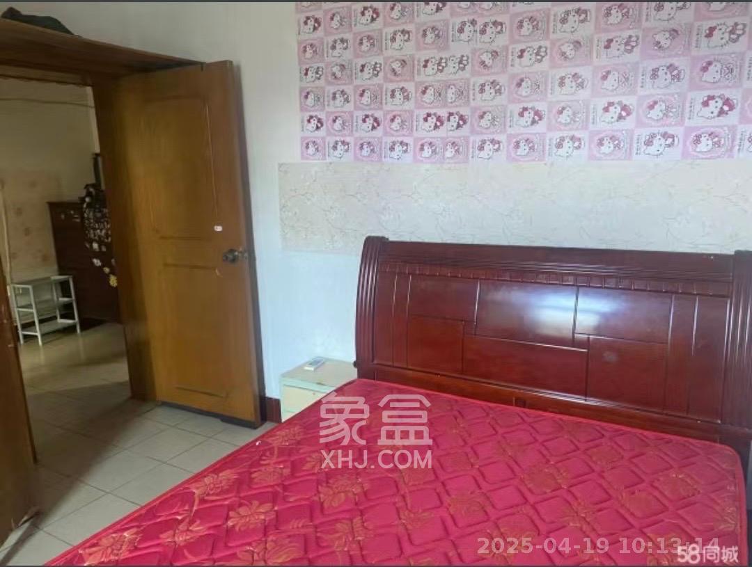 宝塔山中山百货公司宿舍 2室2厅1卫 900.0元/月 宝塔山中山百货公司宿舍 2室2厅1卫 900.0元/月室内图