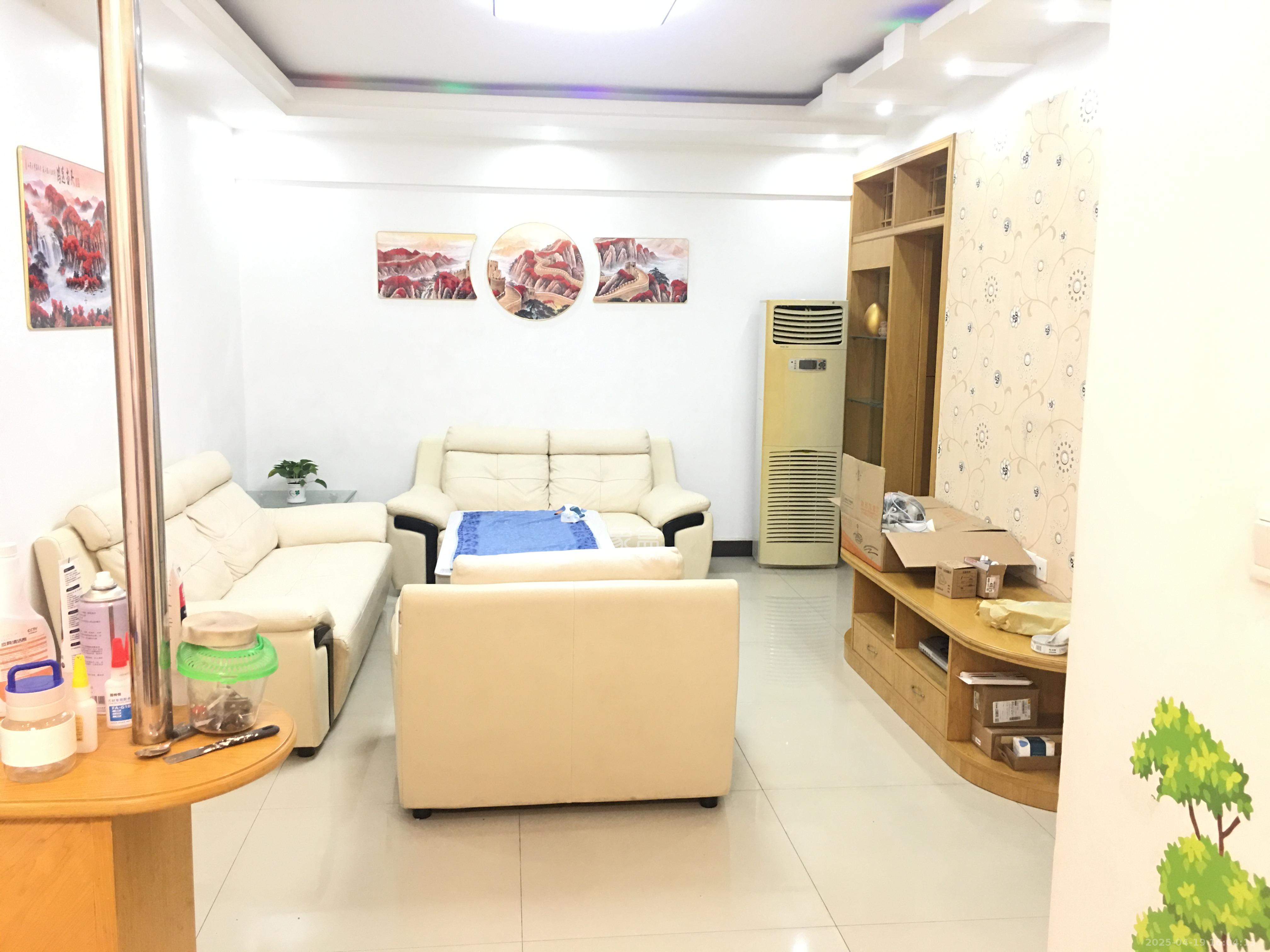 景上鑫苑 3室2厅1卫 1500.0元/月 景上鑫苑 3室2厅1卫 1500.0元/月室内图