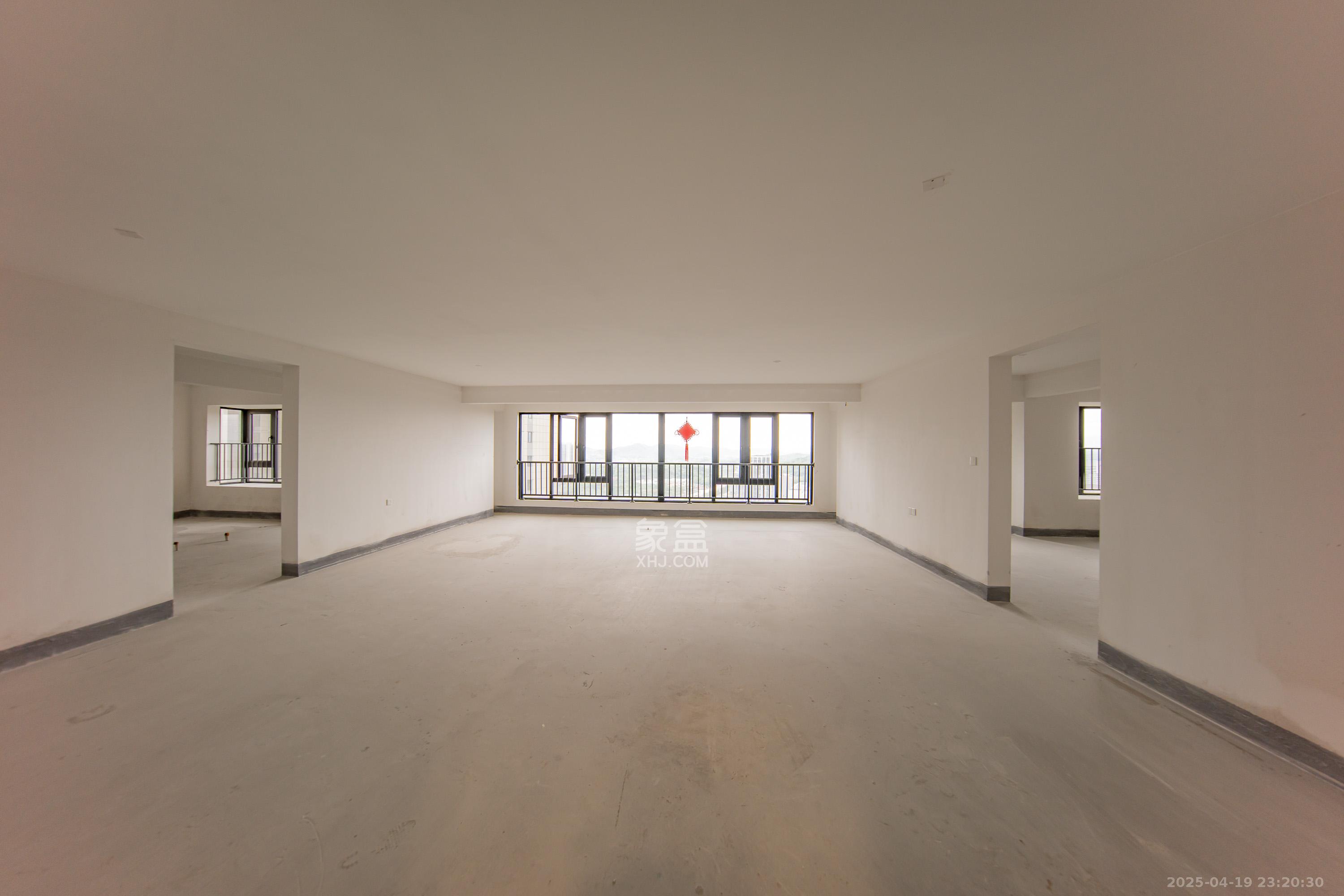 建投象山国际  1室2厅4卫   270.00万